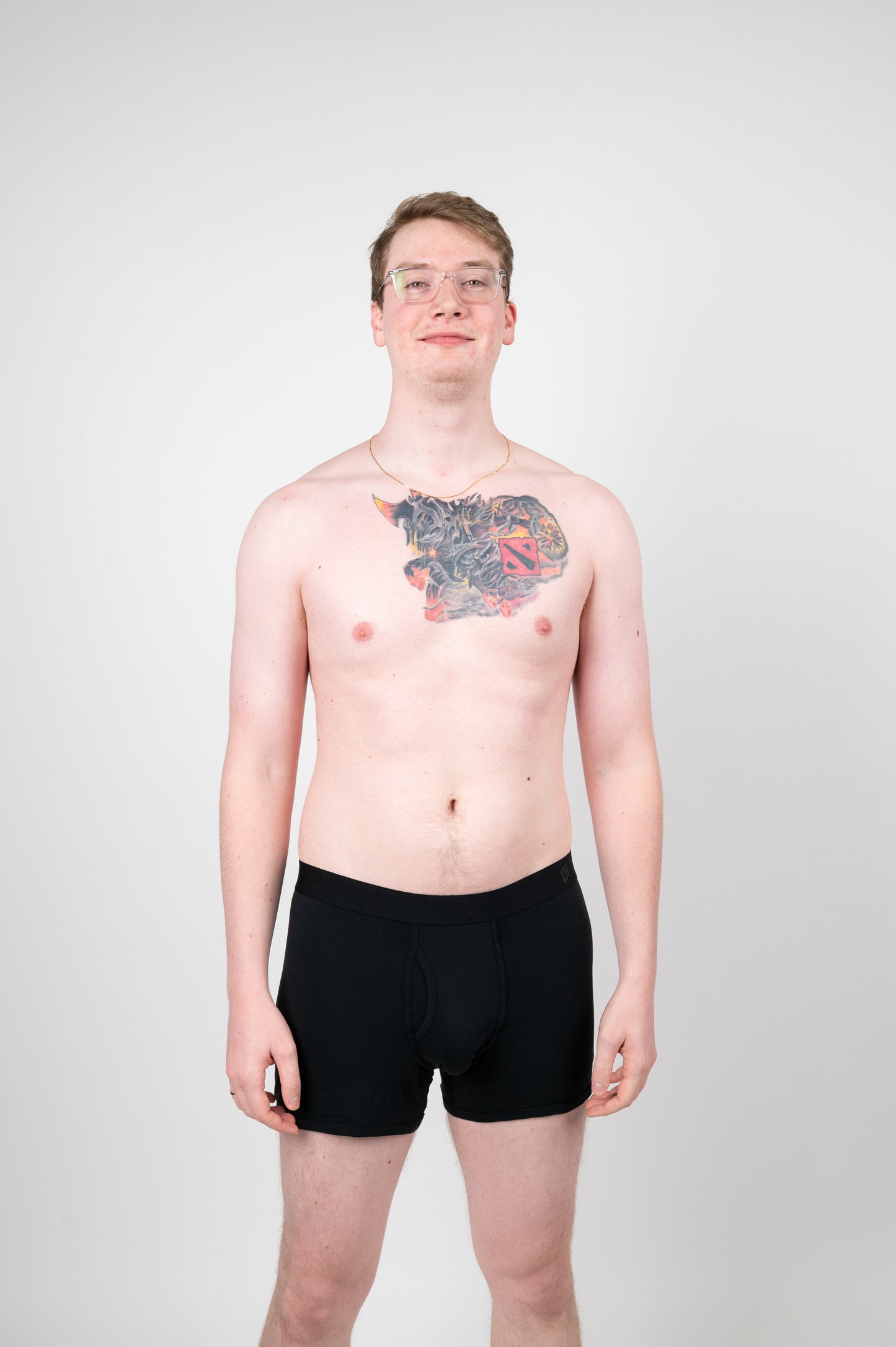 Model: Konrad, Size: X-Large, Height: 6’7”/200cm