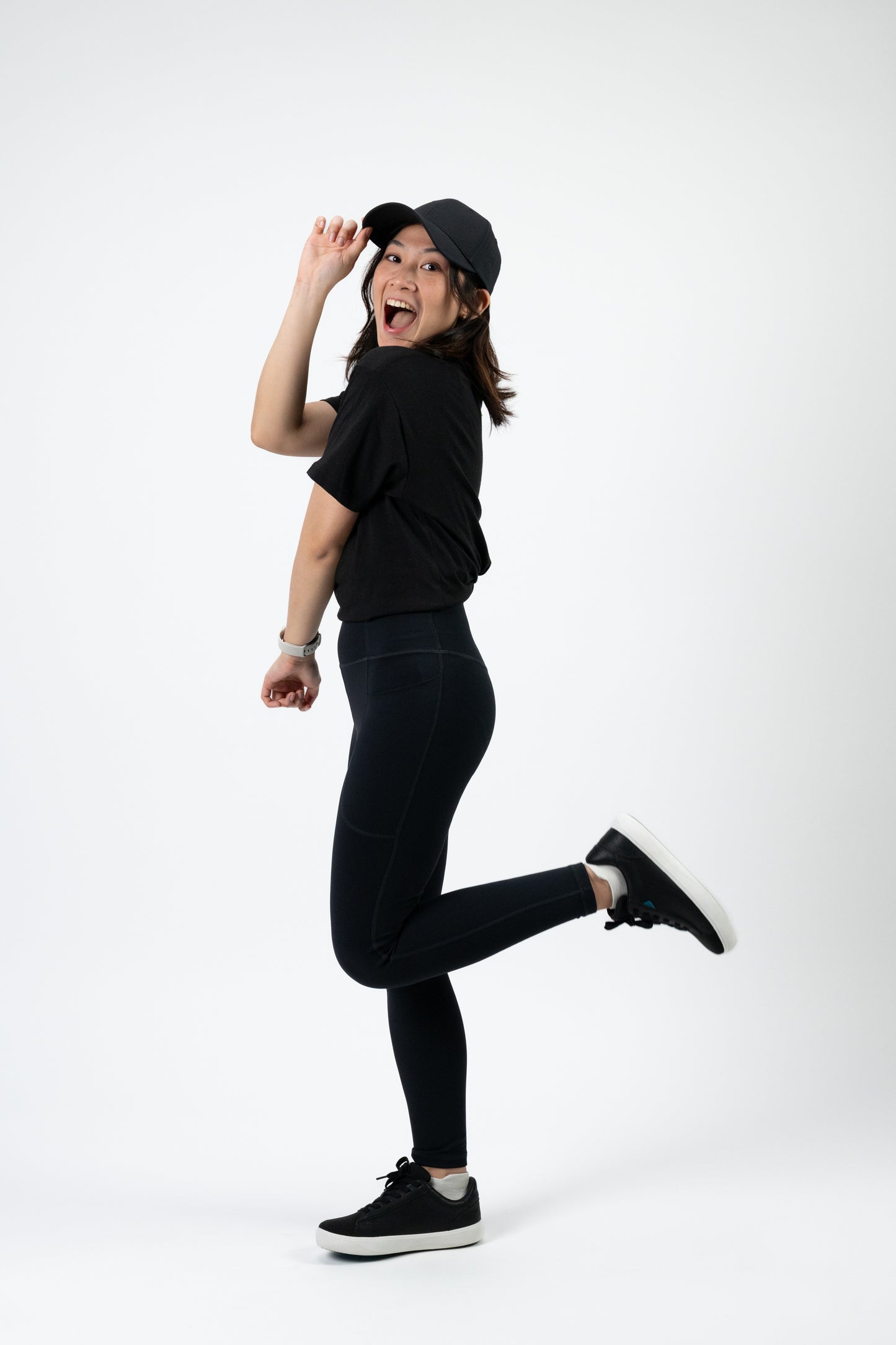 Model: Nicole A, Size: X-Small, Height: 5’0”/152cm