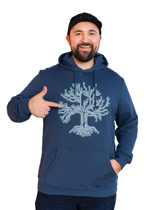 Model: Plouffe, Size: Large, Height: 5’7”/170cm