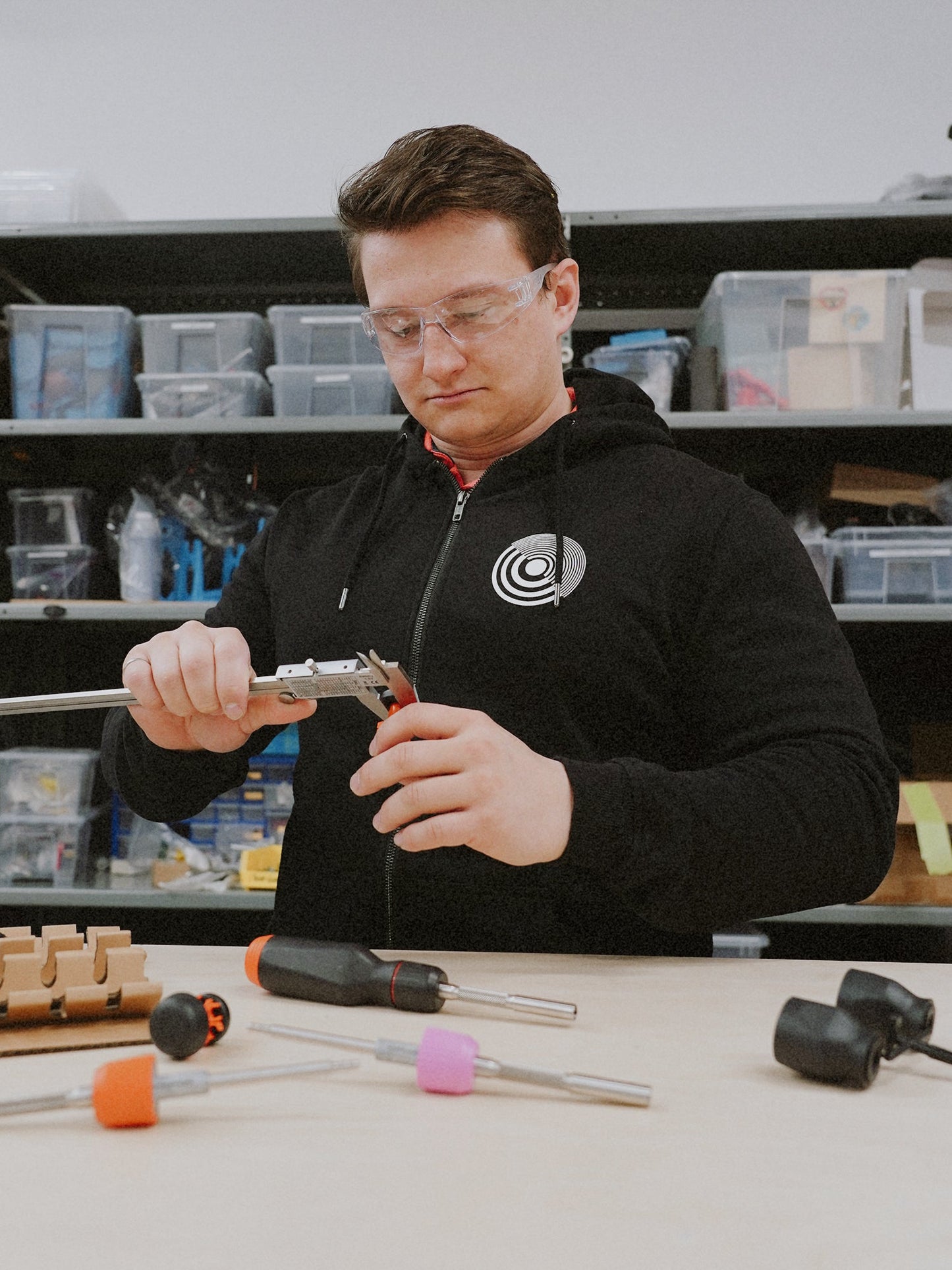 Model: Thomas, Size: Large, Height: 5’9”/175cm