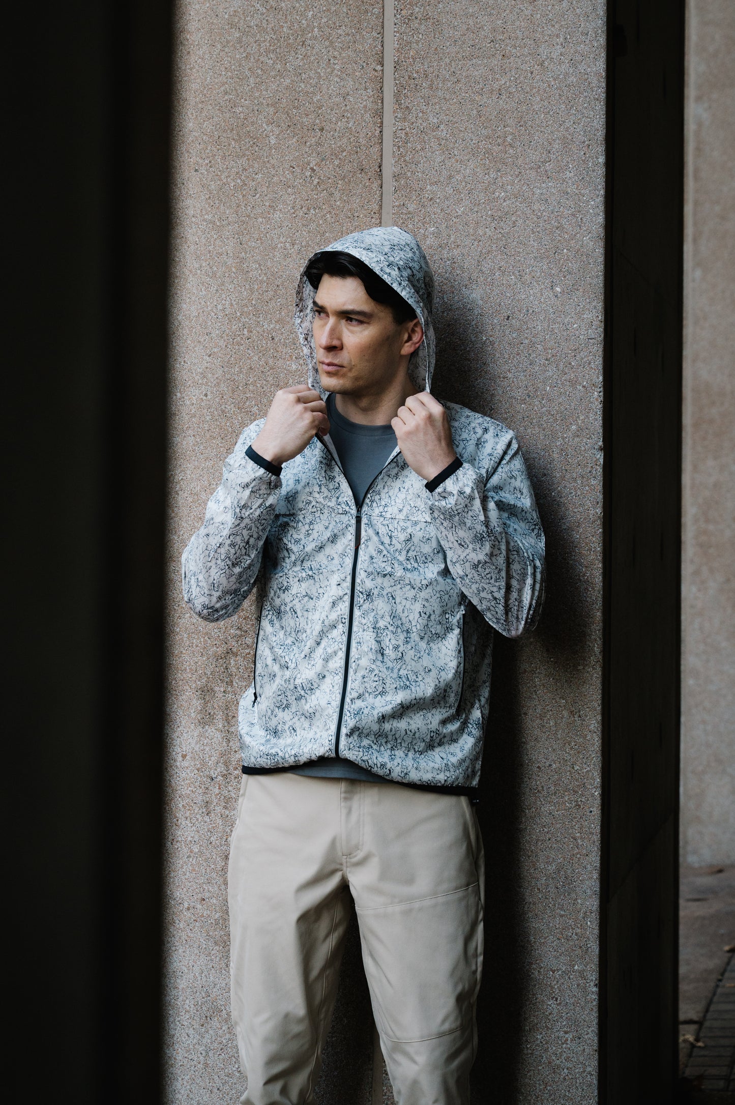 Model: Andy O, Size: Medium, Height 6’/183cm