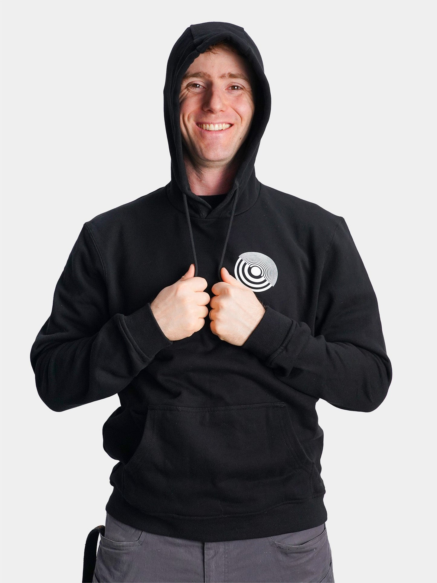 Model: Linus, Size: Medium, Height: 5’6”/168cm