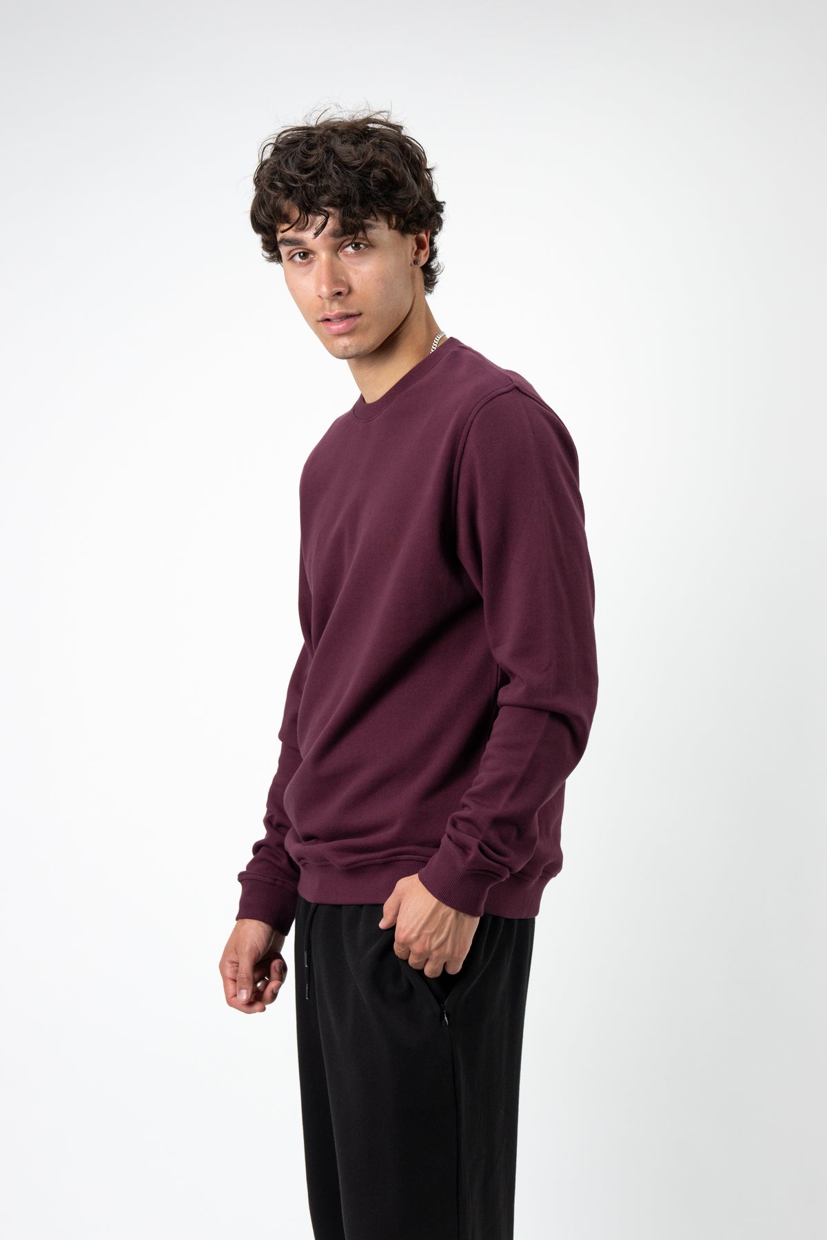 Model: Mateo, Size: Medium, Height: 6'1½"
#color_fig