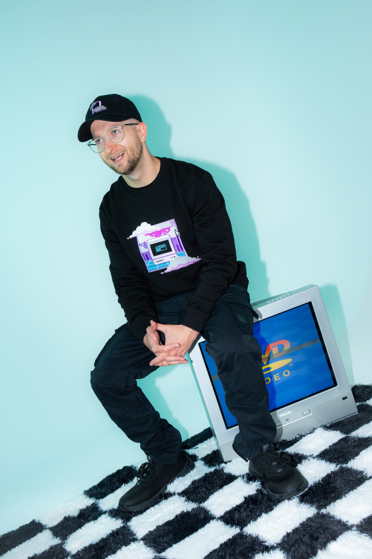 Model: Colton, Hat Size: Medium, Height: 5’6”/168cm
