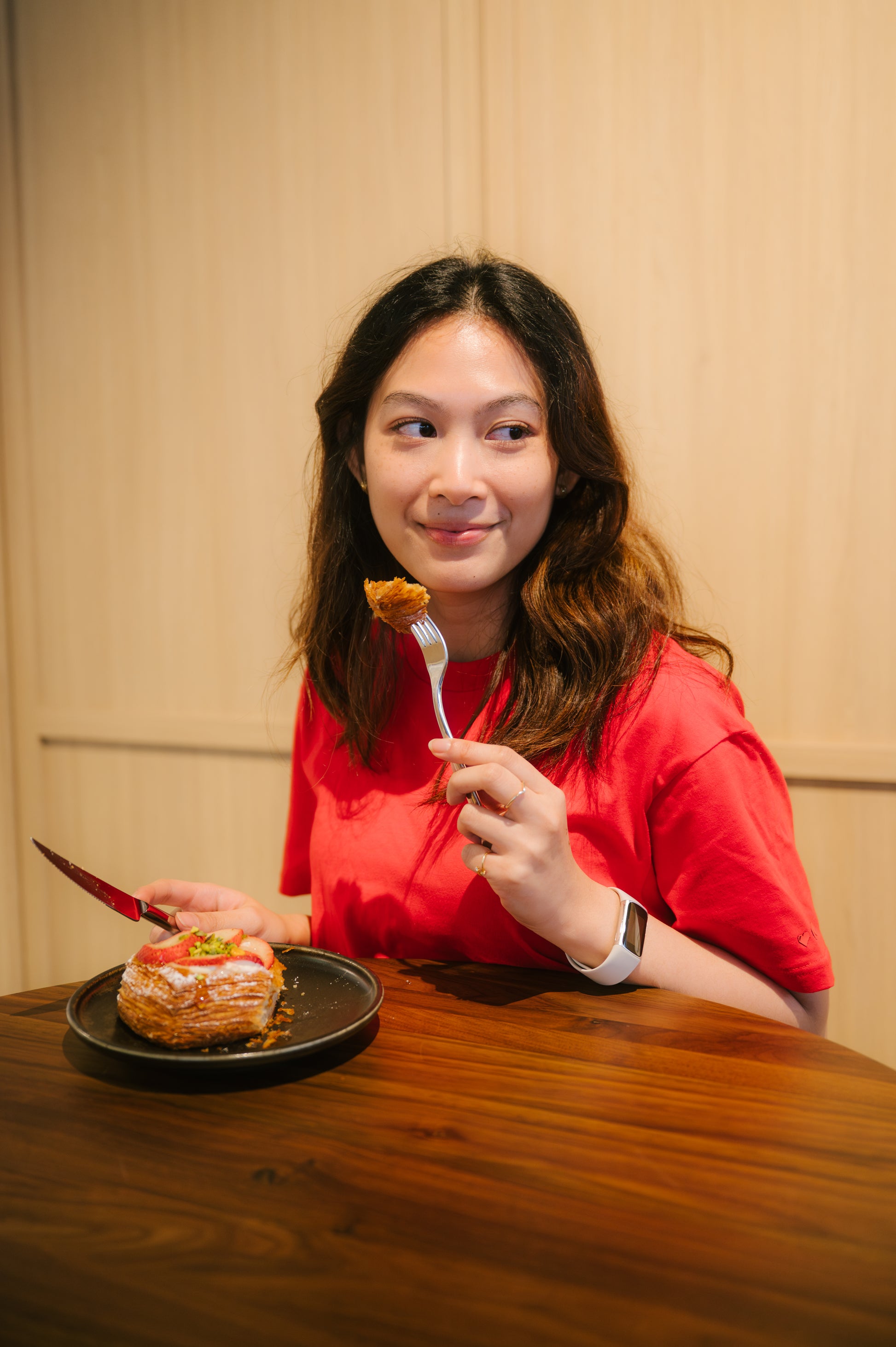 Model: Nicole A, Size: Small, Height: 5’0”/152cm