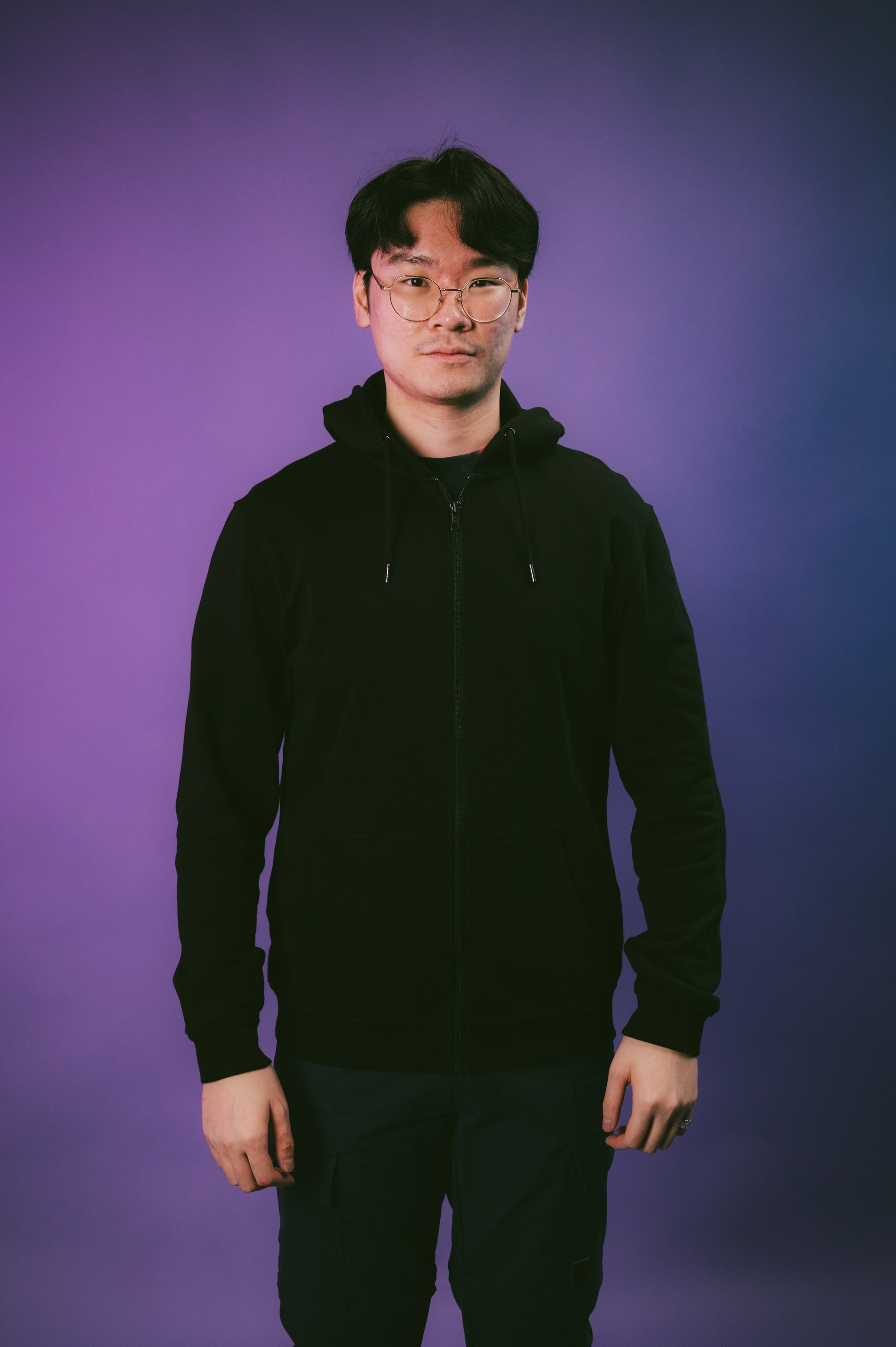 Model: Victor, Size: Medium, Height: 6’/183cm