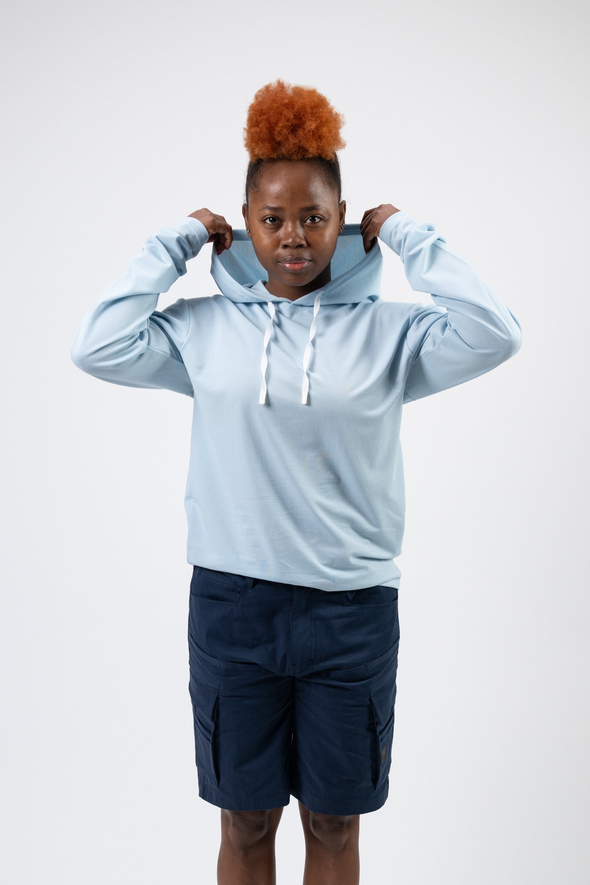 Model: Olamide, Size: Small, Height: 5’3”/160cm #color_icy blue