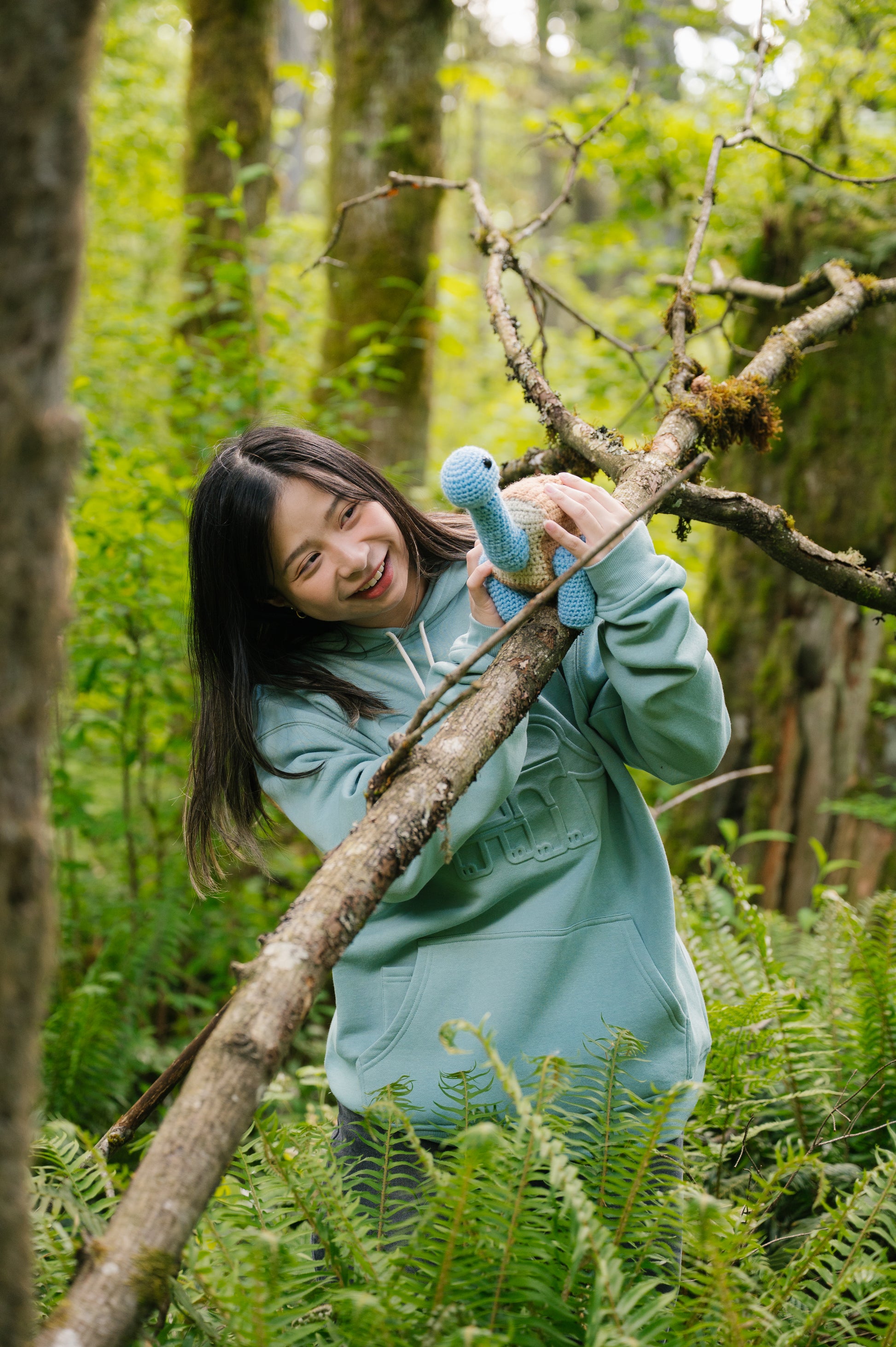 Model: Sammi, Size: Medium, Height: 5’1”/155cm