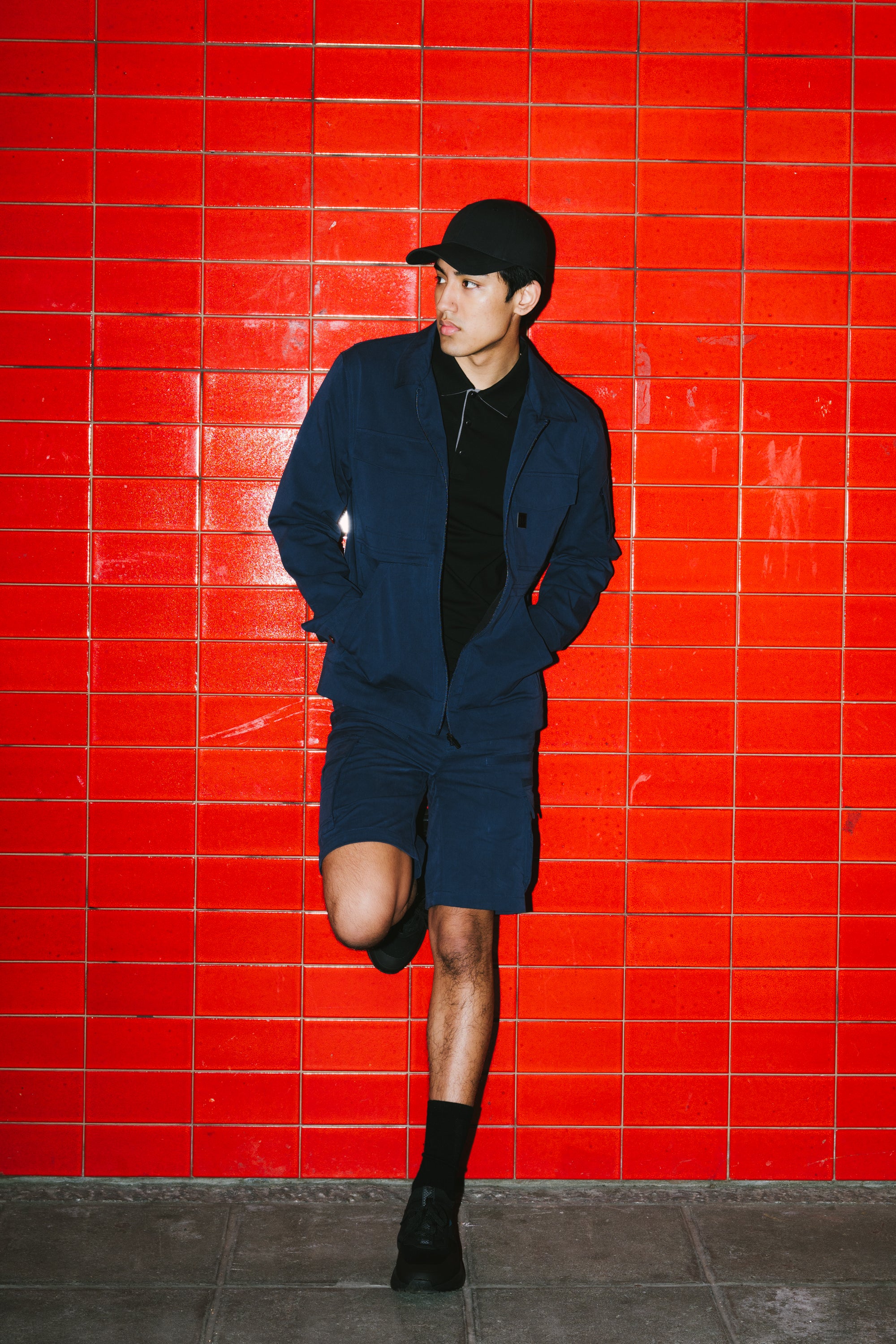 Model: Vikram, Size: Large, Height: 6’2 ¾” /190cm