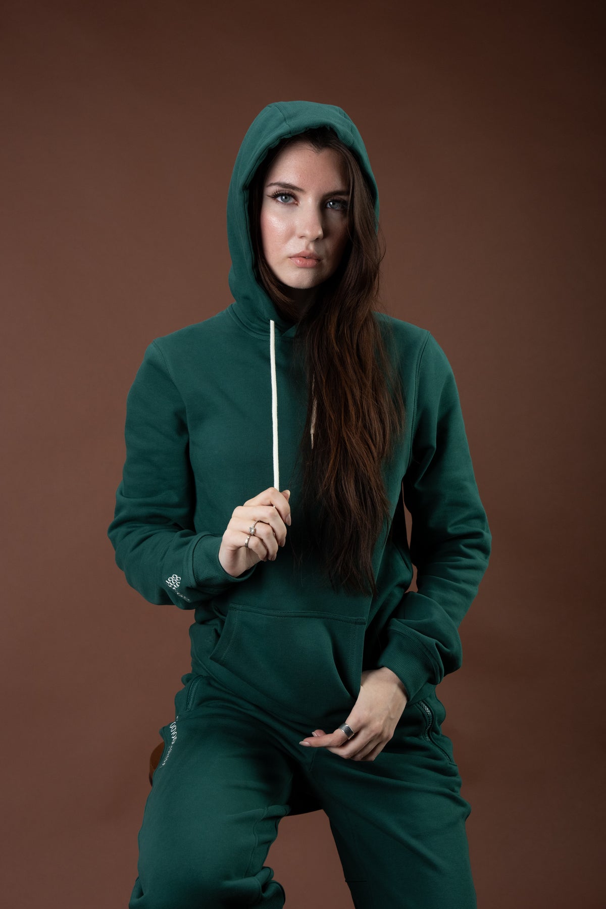 Model: Tatjana, Size: Small, Height: 5’7”/170cm #color_dark green