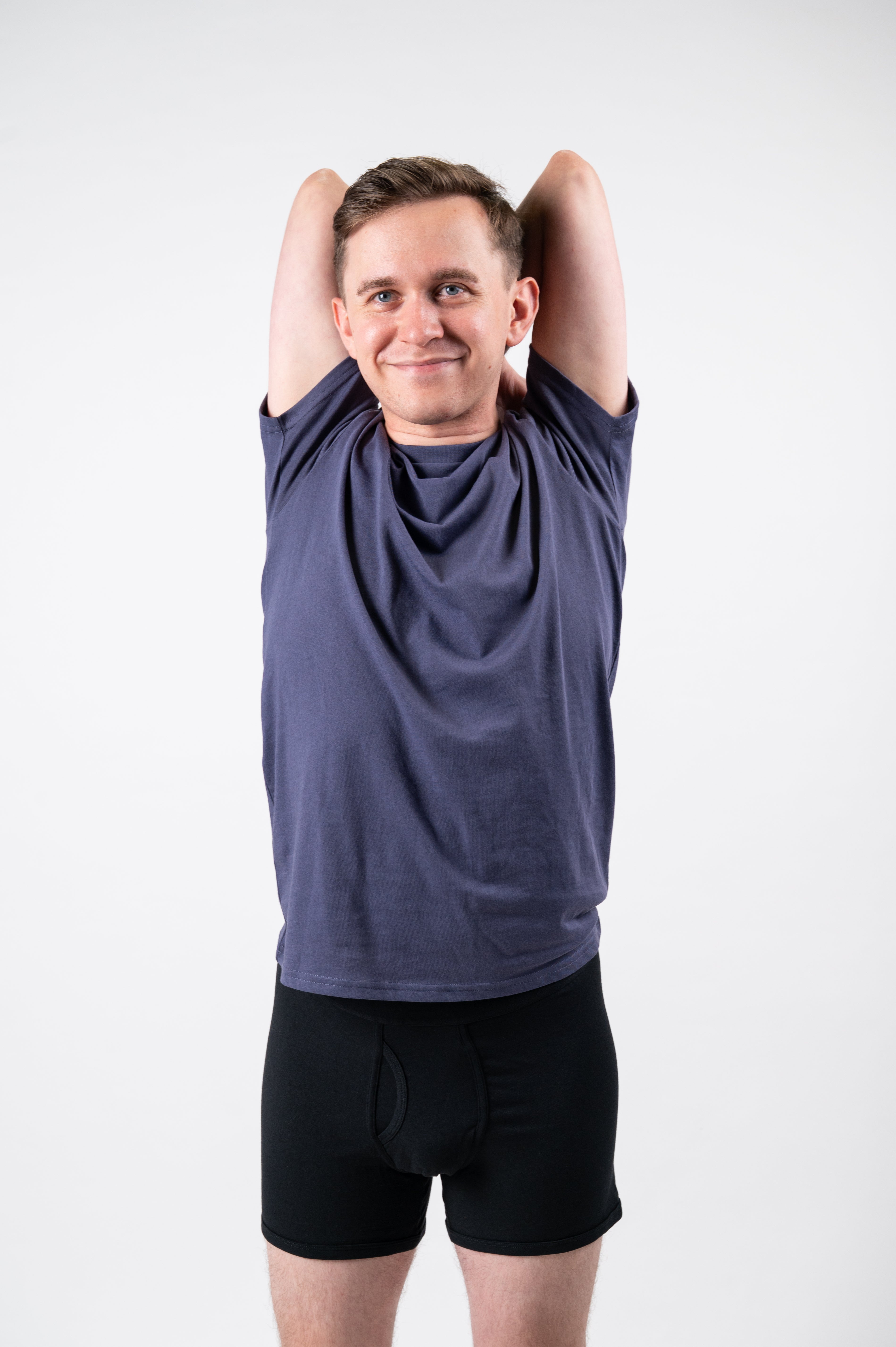 Model: Mitchell, Size: Medium, Height: 5’7”/170cm