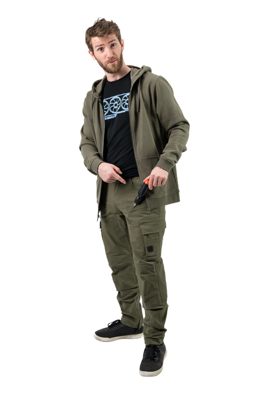 Model: Linus, Size: Regular 34", Height: 5'6"/168cm