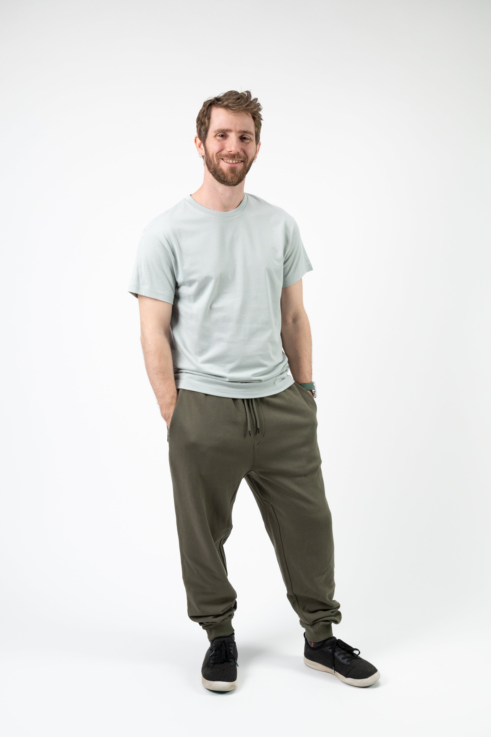 Model: Linus, Size: Medium, Height: 5’6”/168cm