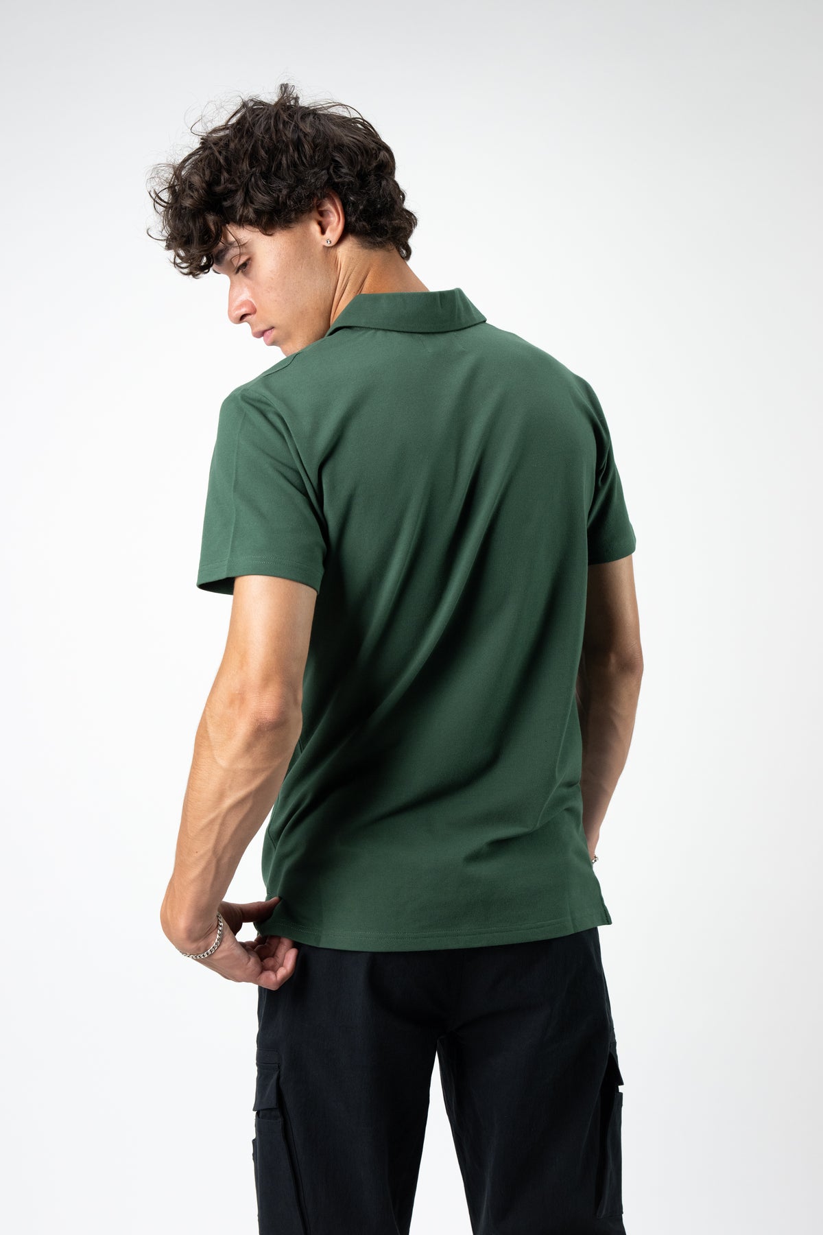 Model: Mateo, Size: Medium, Height: 6'1½"
#color_pine needle