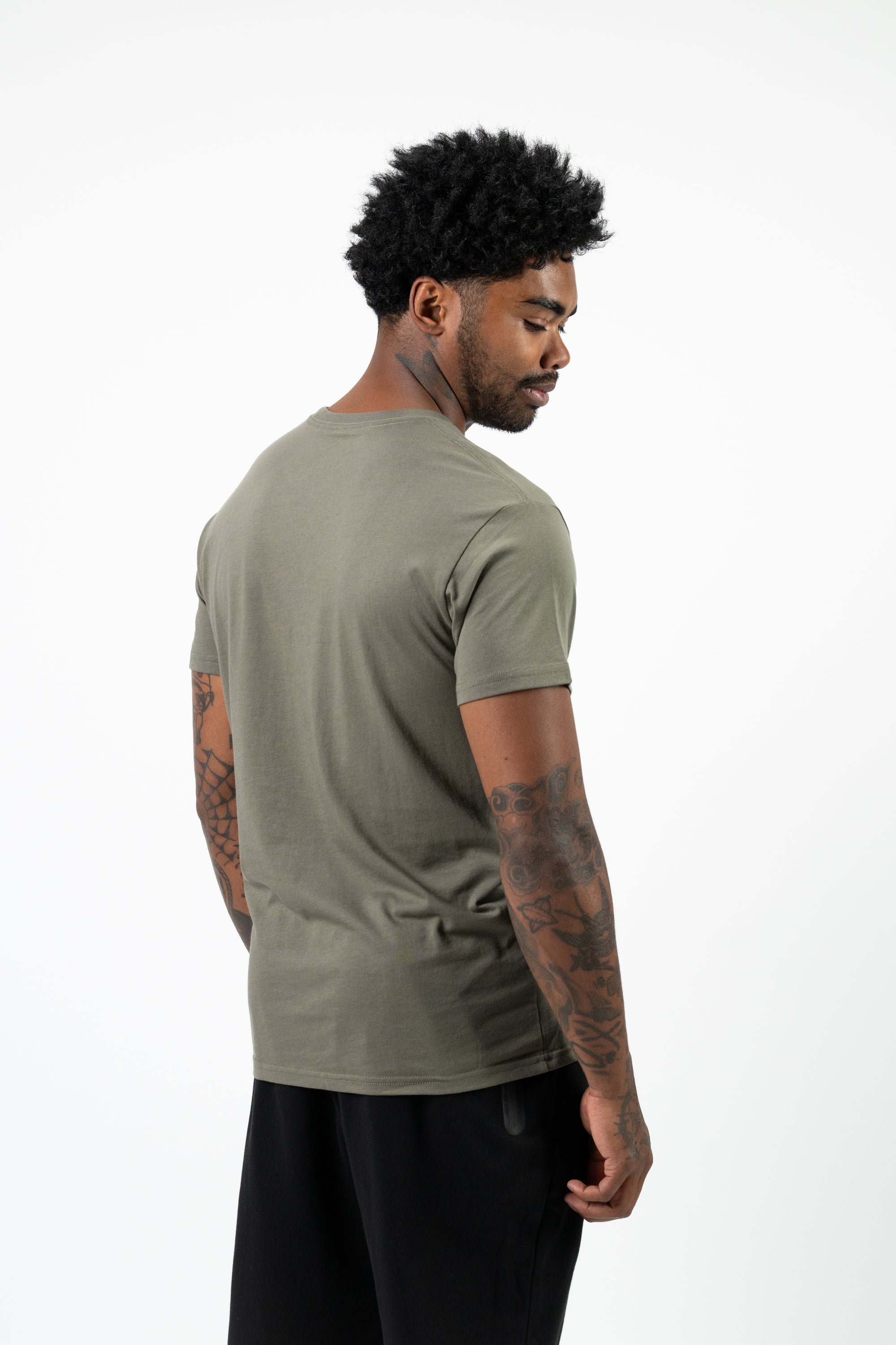 Model: Will, Size: Large, Height: 5’10”/179cm
