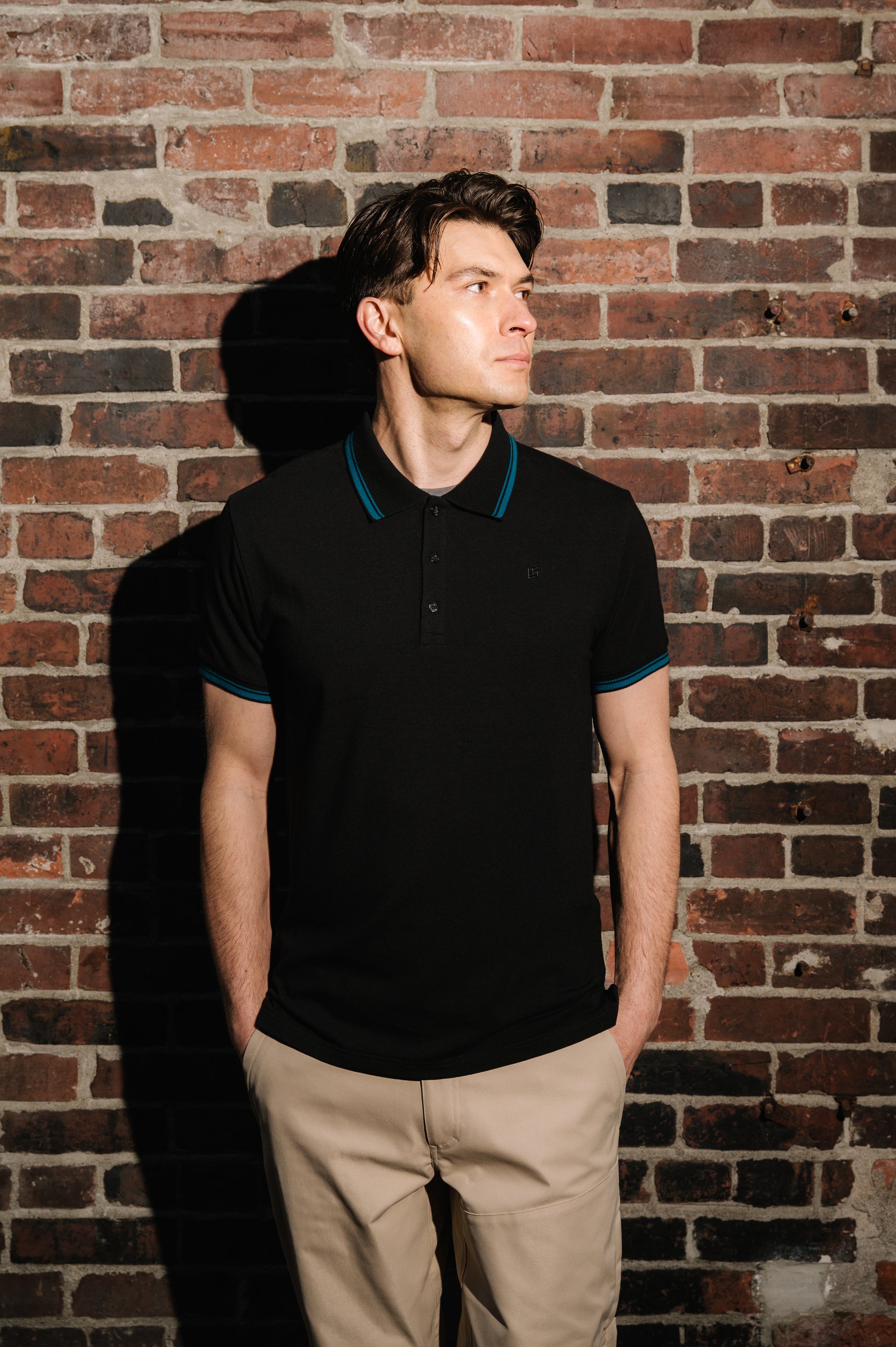 Model: Andy O, Size: Medium, Height: 6’/183cm