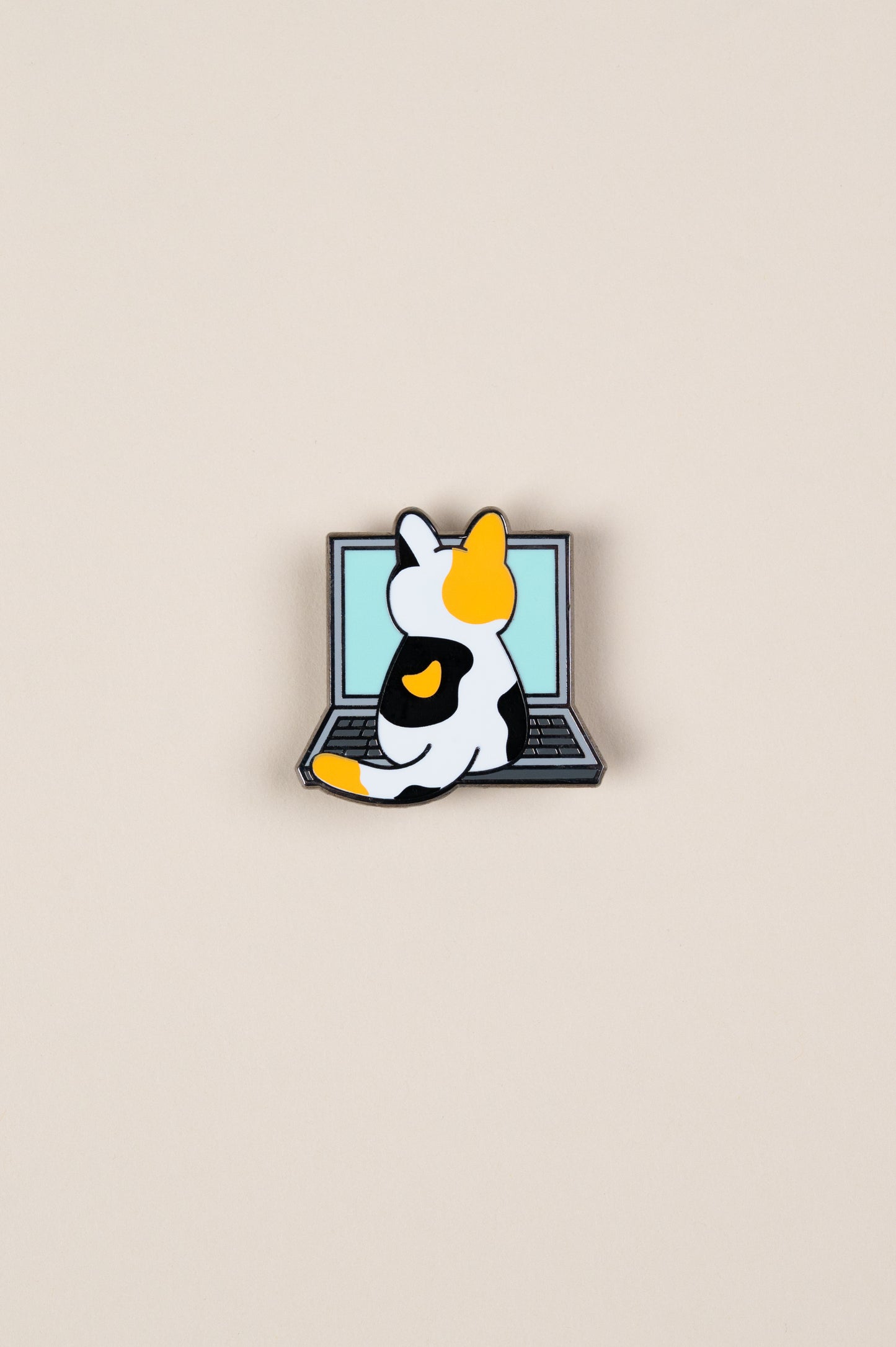 Pins - Linus Cat Tips