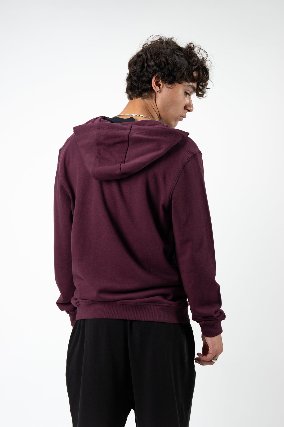 Model: Mateo, Size: Medium, Height: 6'1½"
#color_fig