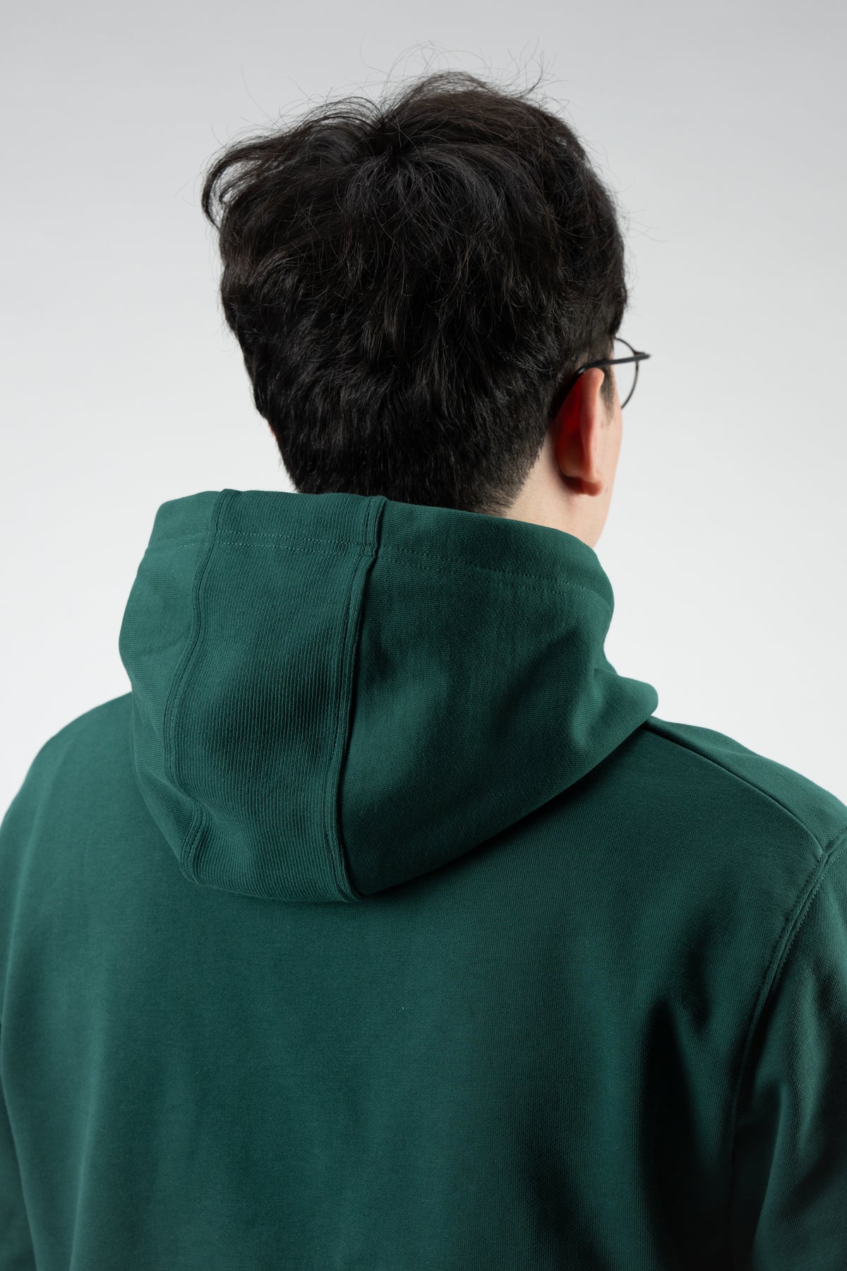 Model: Peter, Size: Large, Height: 5’10”/178cm #color_dark green