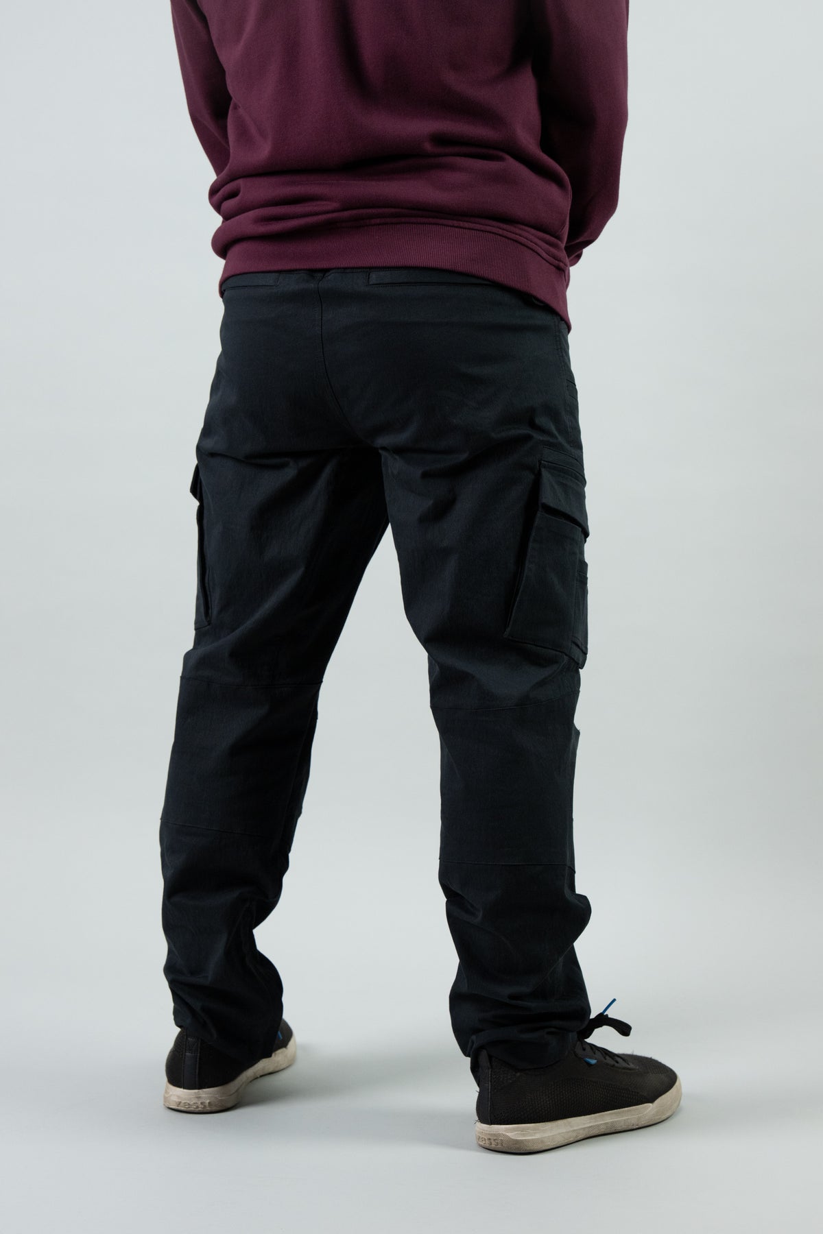 Model: Linus, Size: Medium, Height: 5’6”/168cm #color_black 