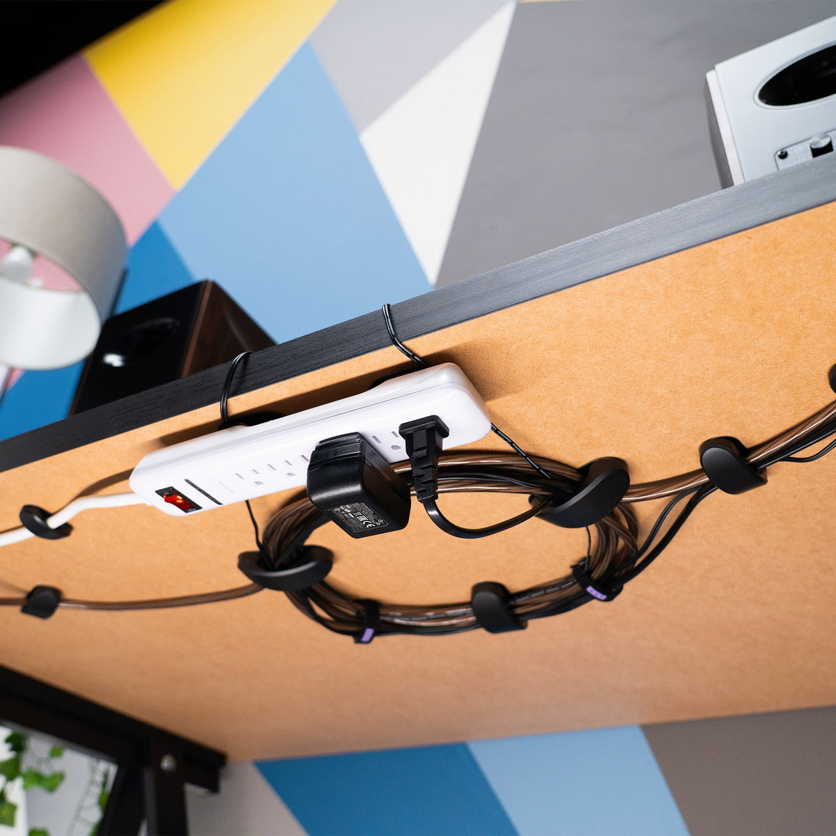 Magnetic Cable Management - Arch Room Solution