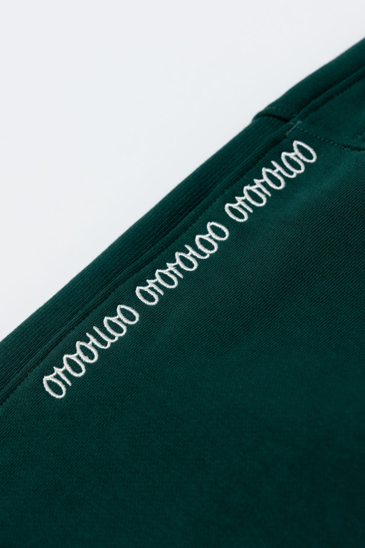 #color_dark green