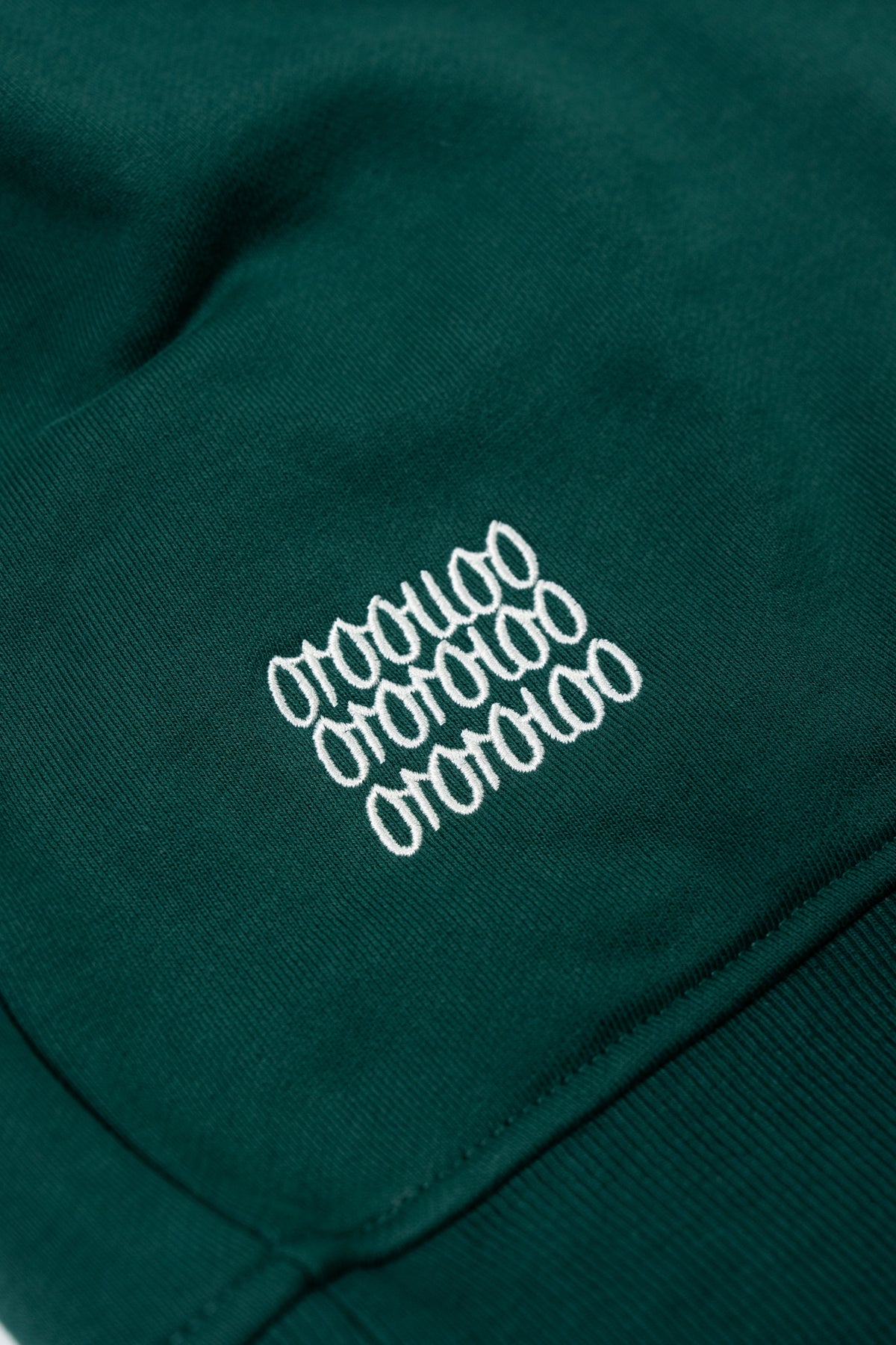 #color_dark green