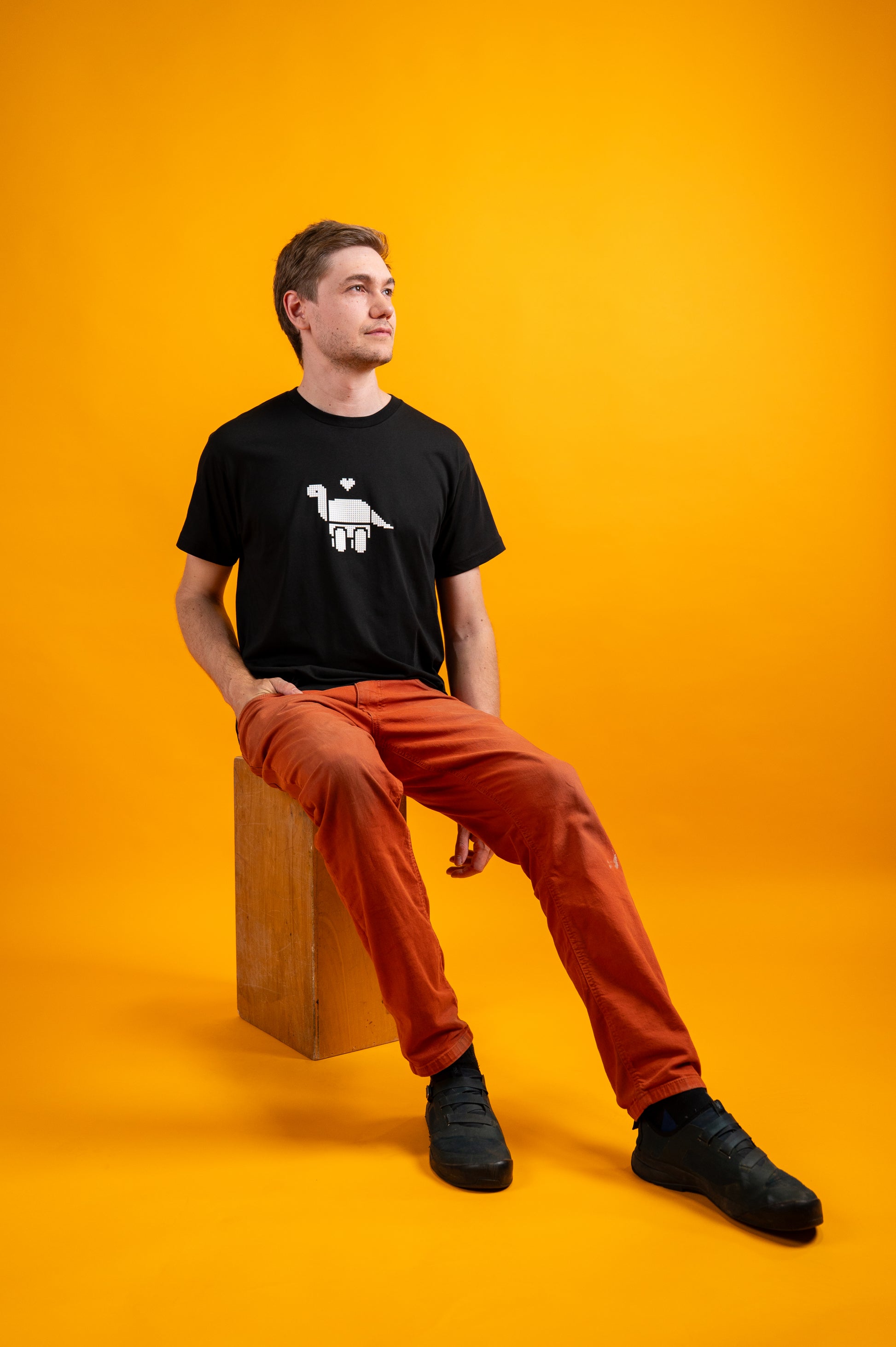 Model: Sebastien, Size: Large, Height: 6’2”/188cm