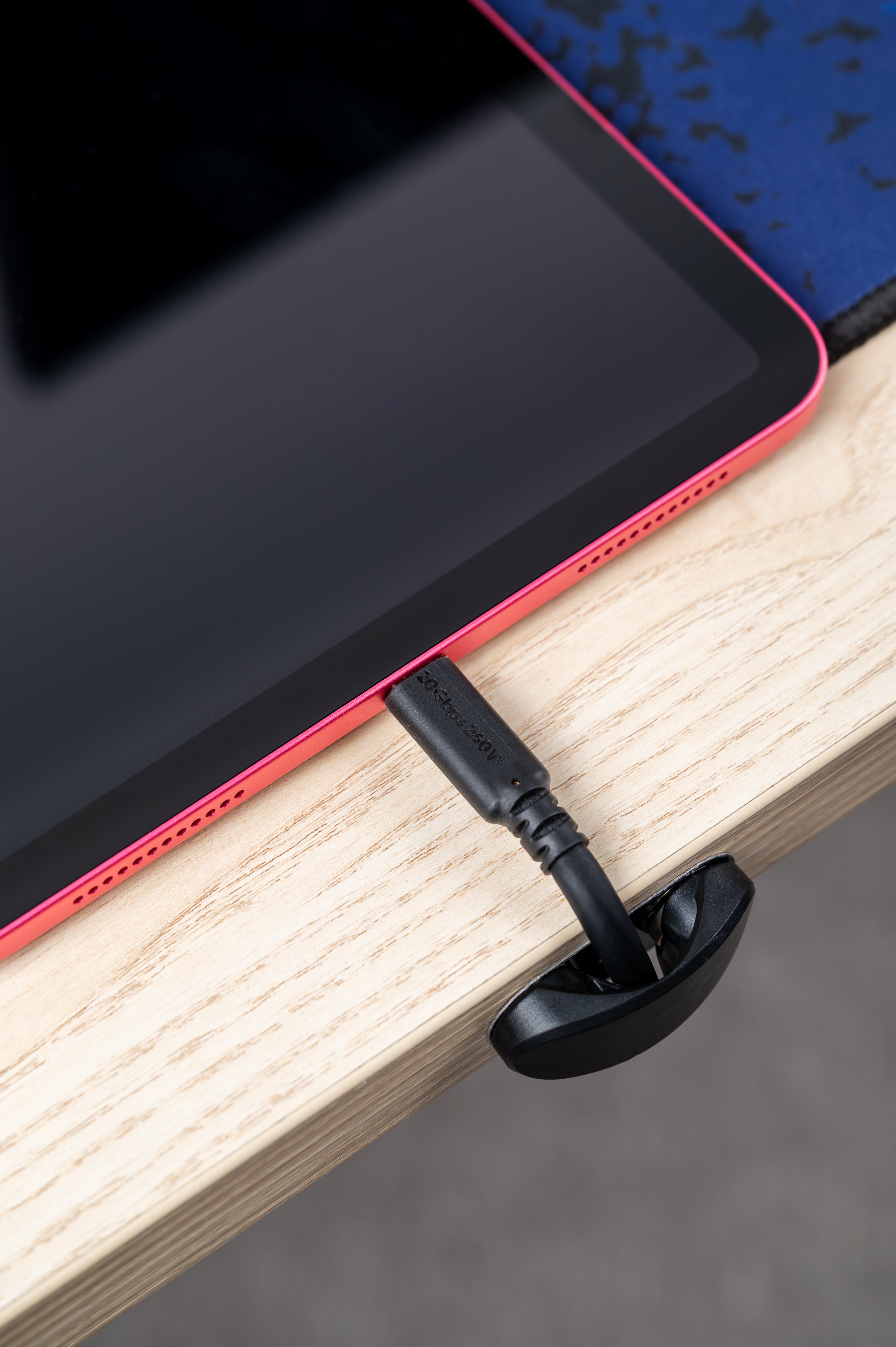 LTT TrueSpec Cable 240W USB Type C to C