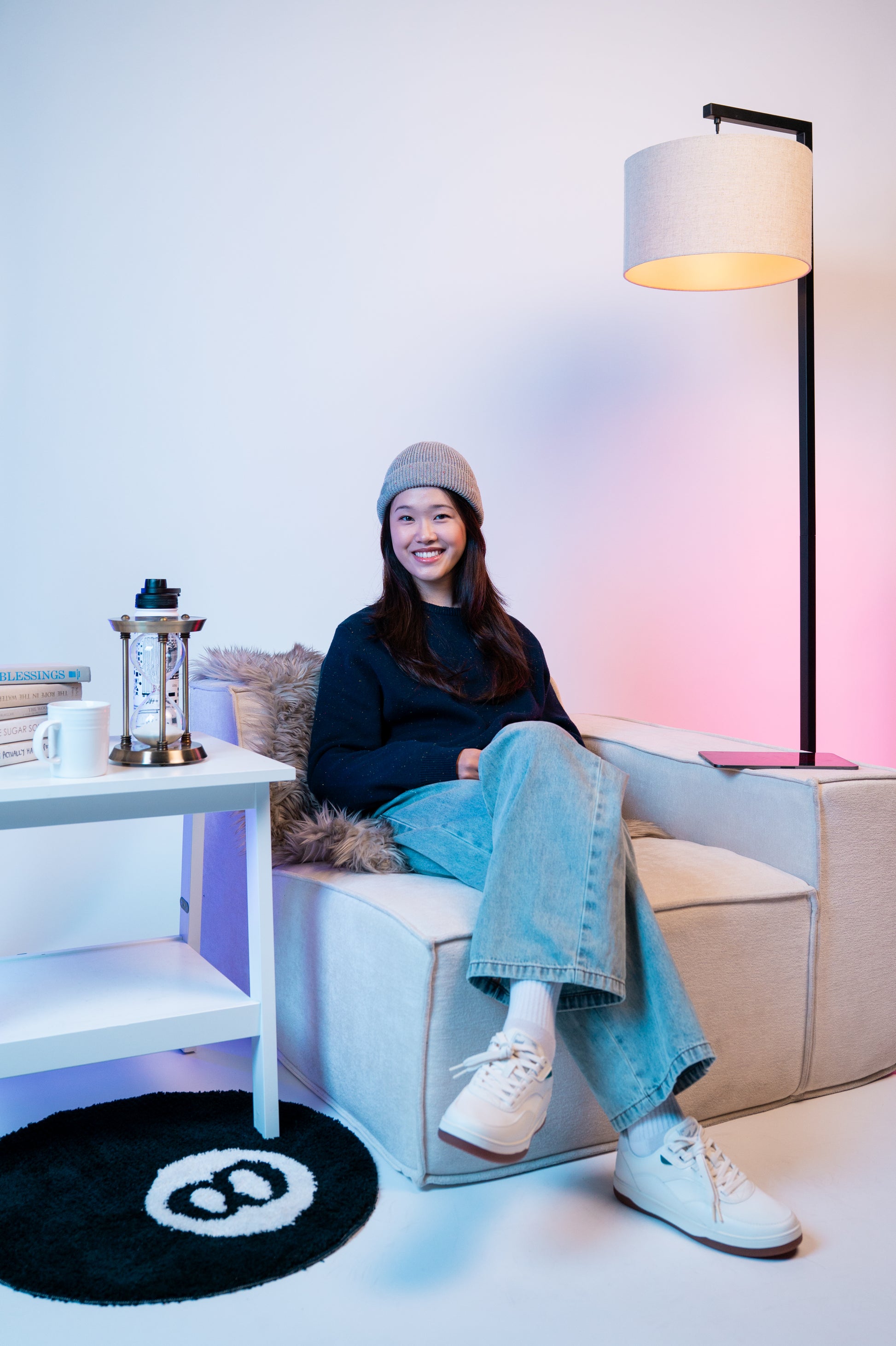 Model: Ashley W, Size: Short