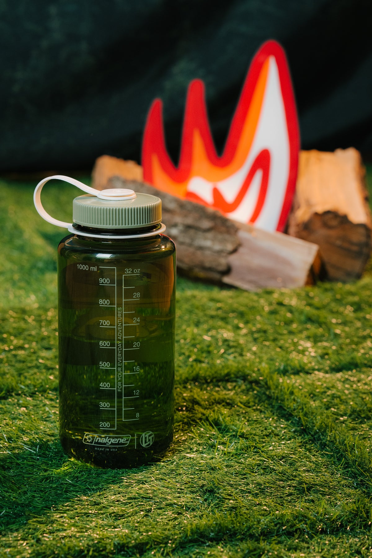 The Great Indoors Water Bottle - 32oz/1L