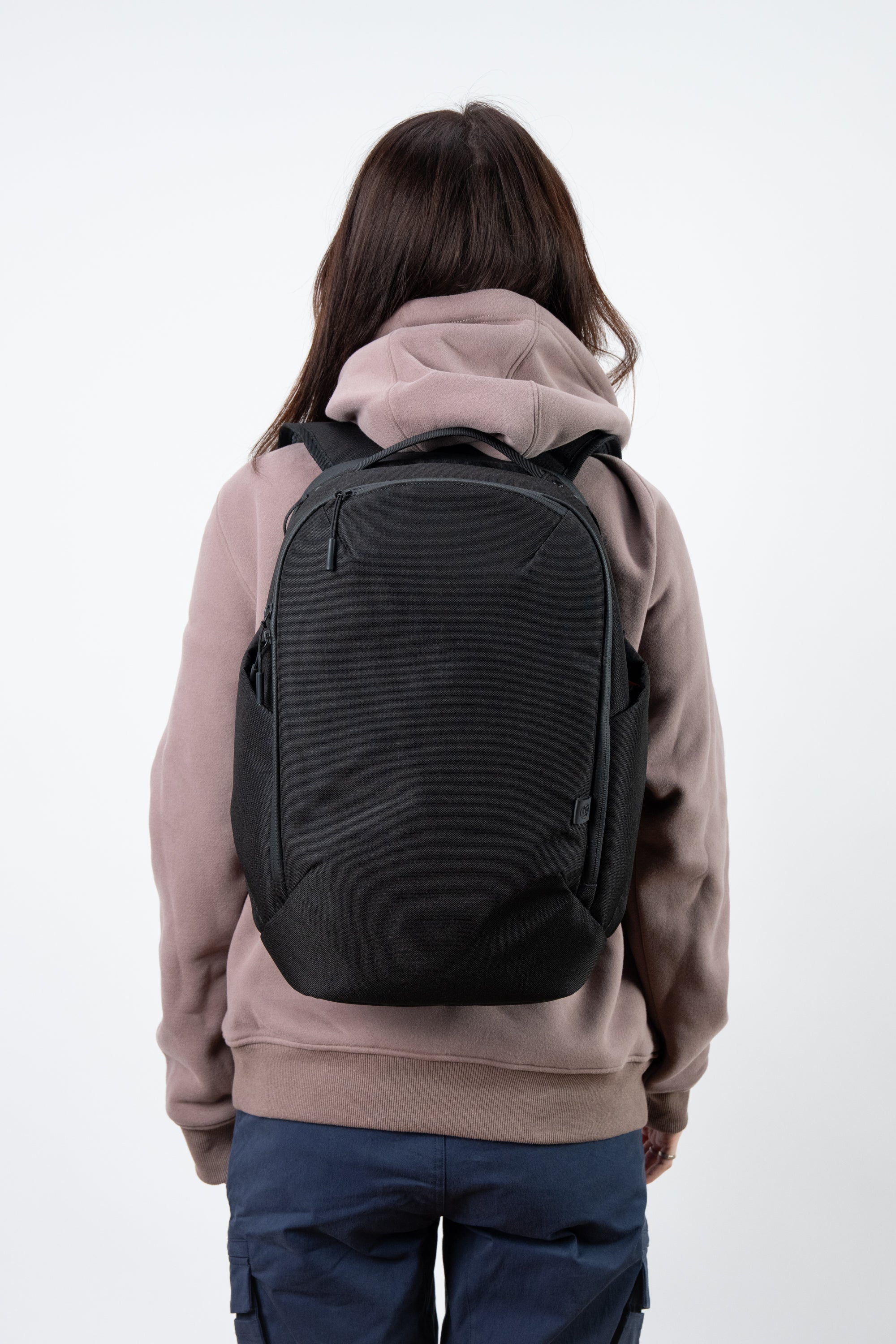 Commuter Backpack - 22L External / 20L Internal Capacity