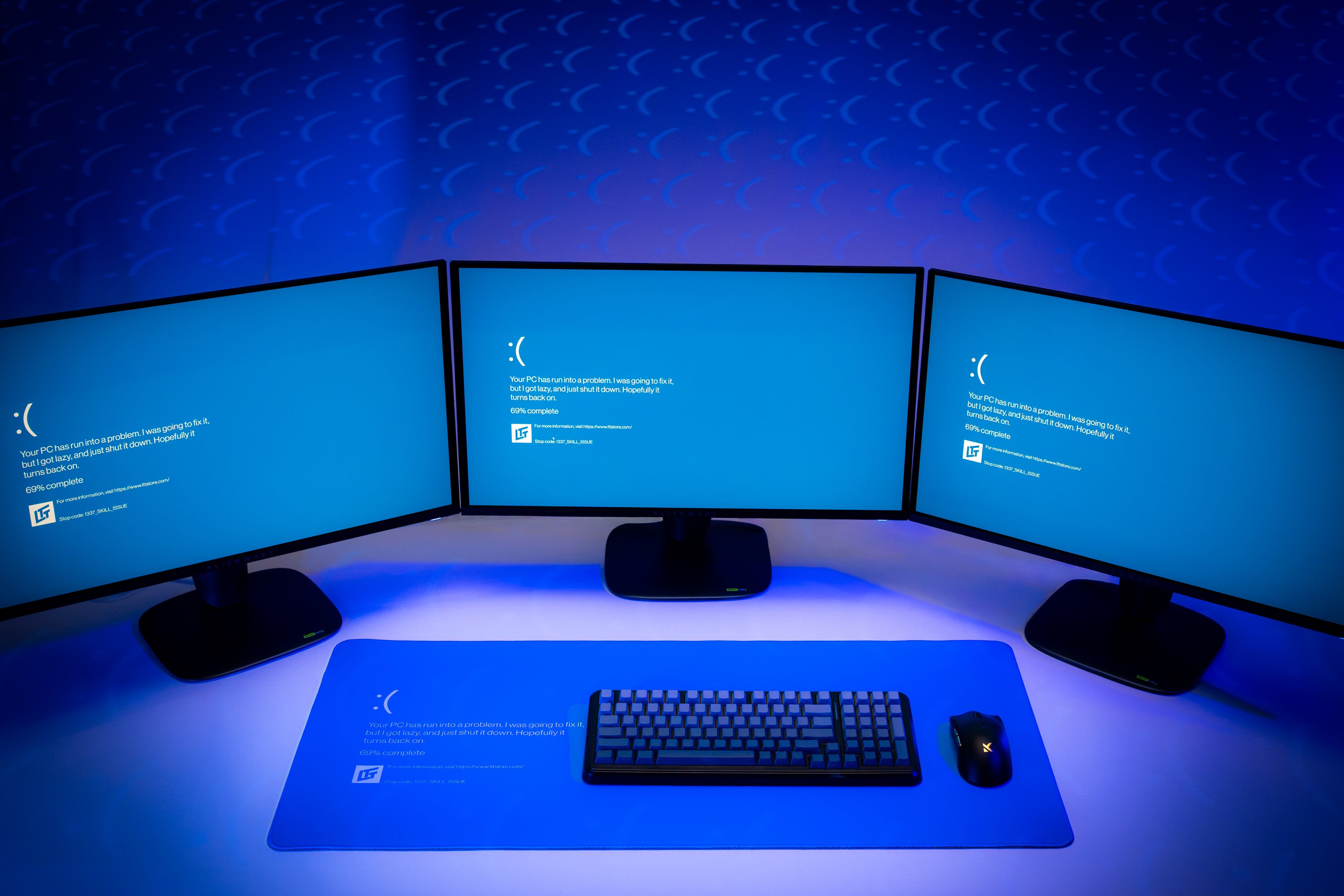 Blue Screen of Death Desk Pad