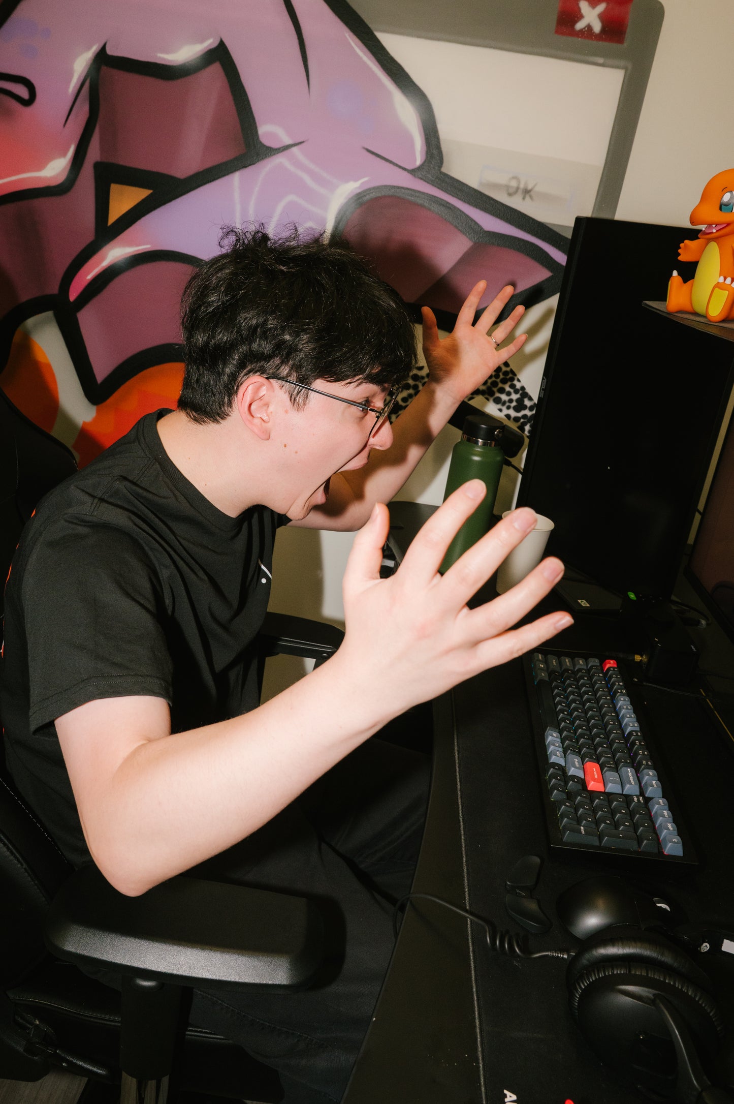 Model: Peter, Size: Large, Height: 5’10”/178cm