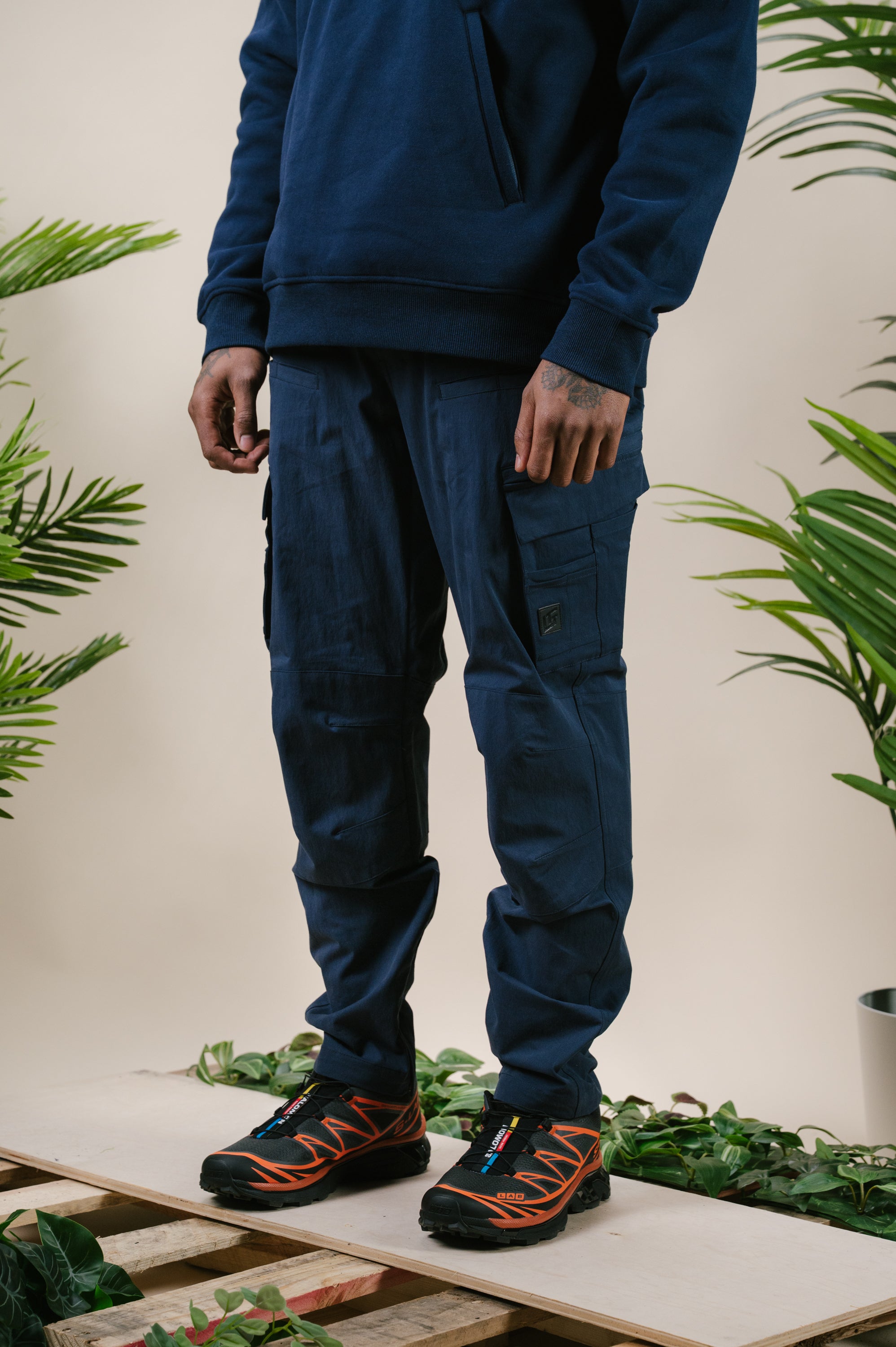 Model: Will, Size: Regular 36", Height: 5’10”/179cm
