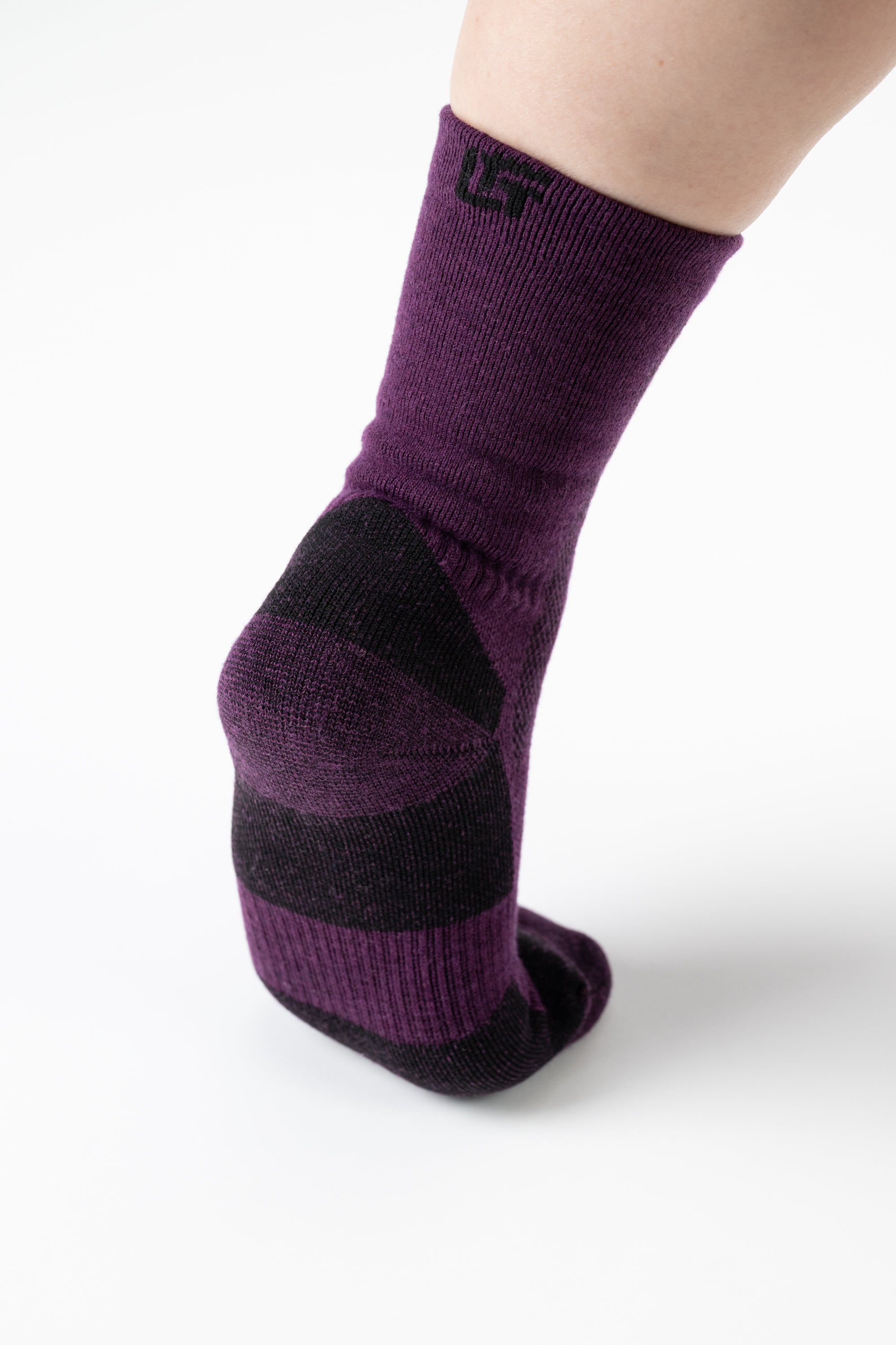 #color_magenta and black