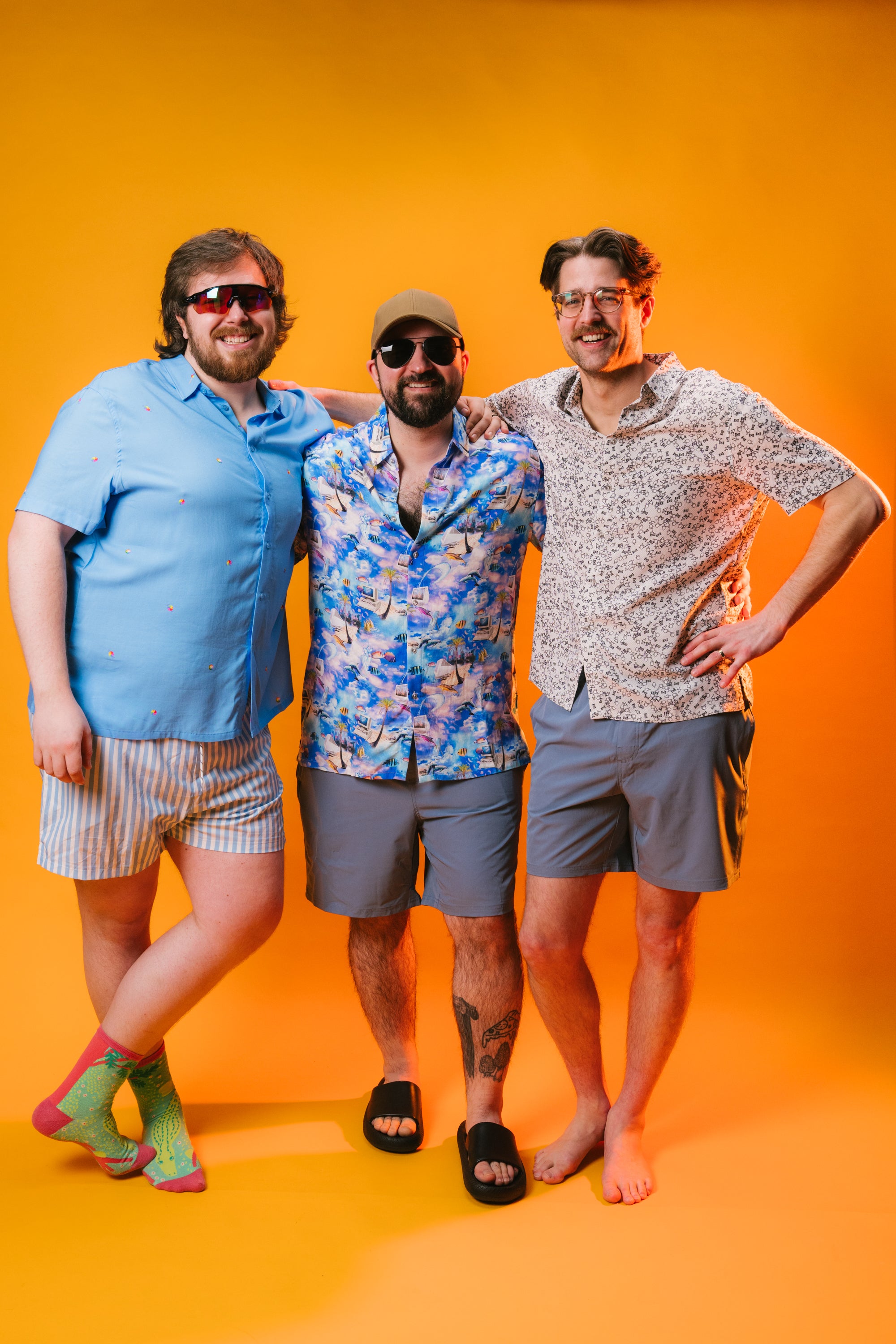 Model: Adam S, Size: X-Large, Height: 6’/183cm, Model: Plouffe, Size: Large, Height: 5’7”/170cm, Model: Riley, Size: Medium, Height: 6’1”/185cm #design_frutiger beach