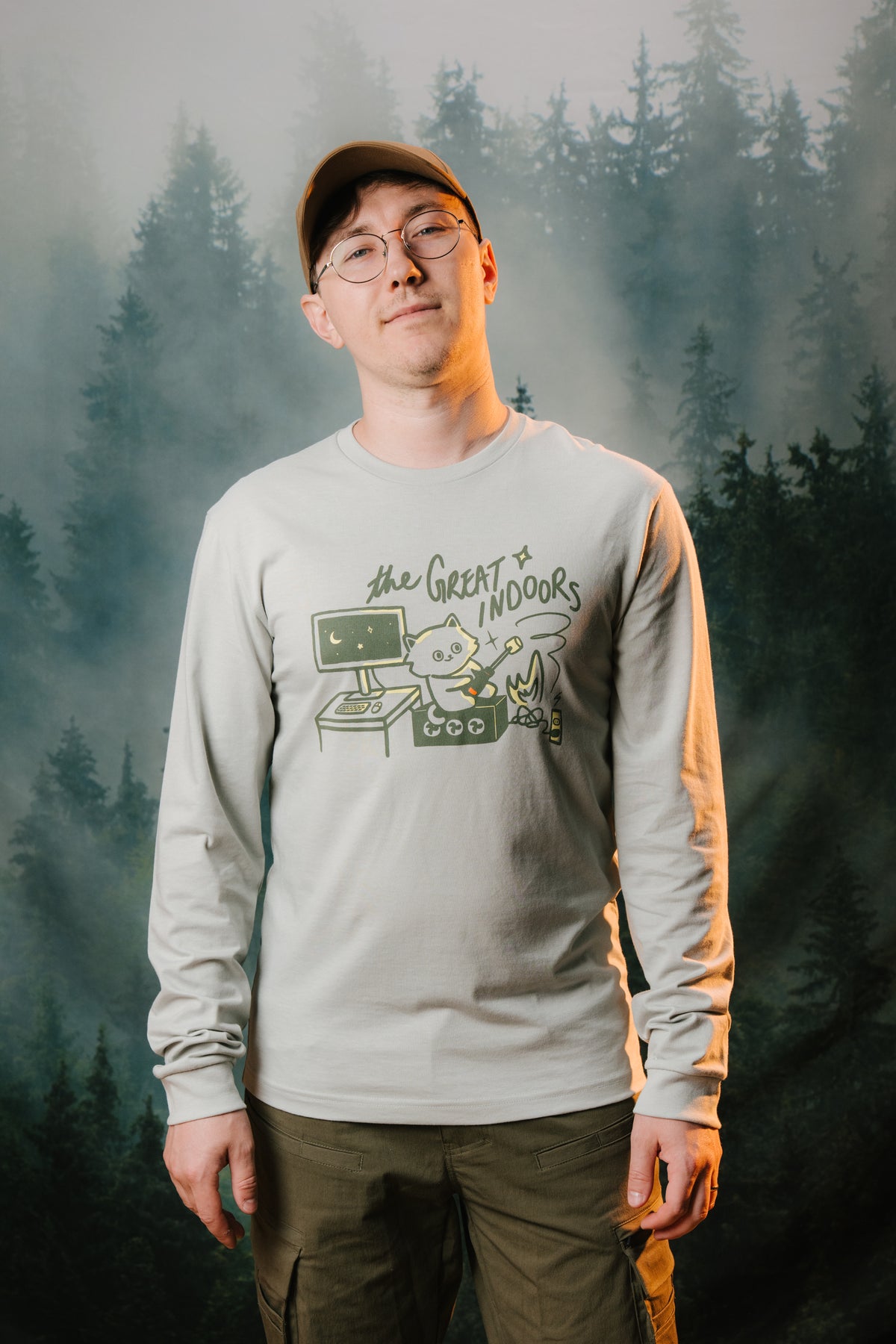 Model: Shawn, Height: 5’7”, Size: Medium

