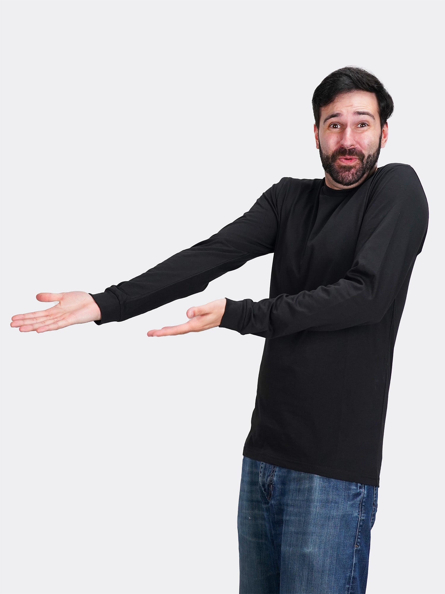 Model: Dan, Size: Tall Medium, Height: 6’2”/188cm