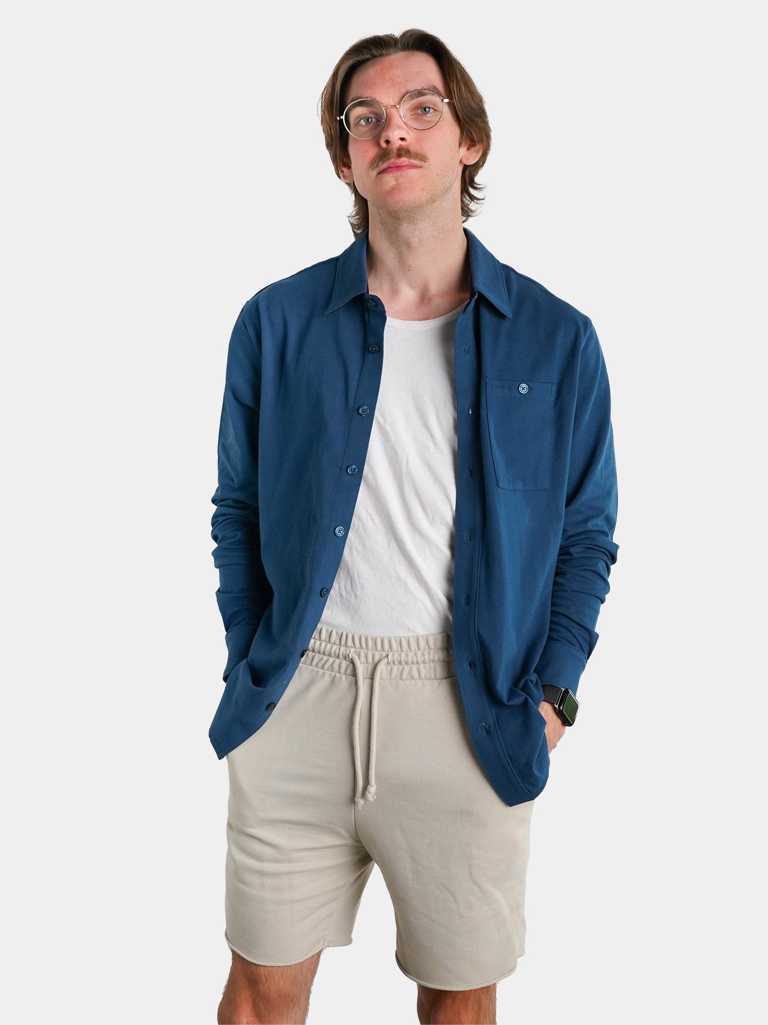 Model: Sven, Size: Small, Height: 6’/183cm