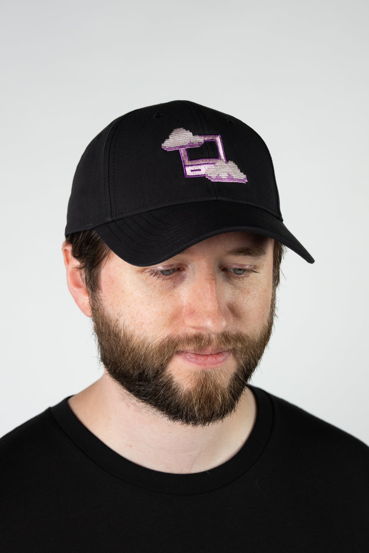 Model: Reece, Hat Size: Large, Height: 6’3”/190cm