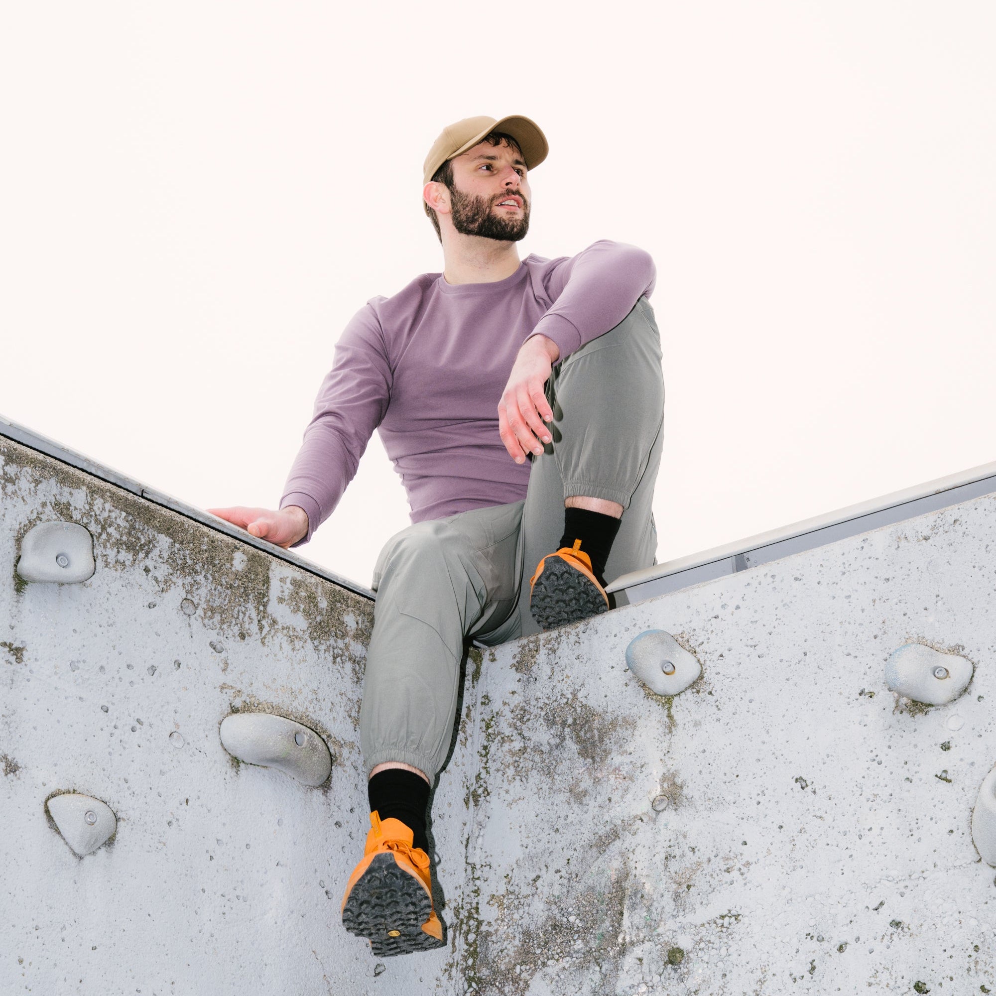 Model: Tynan, Size: Large, Height: 6’4”/193cm