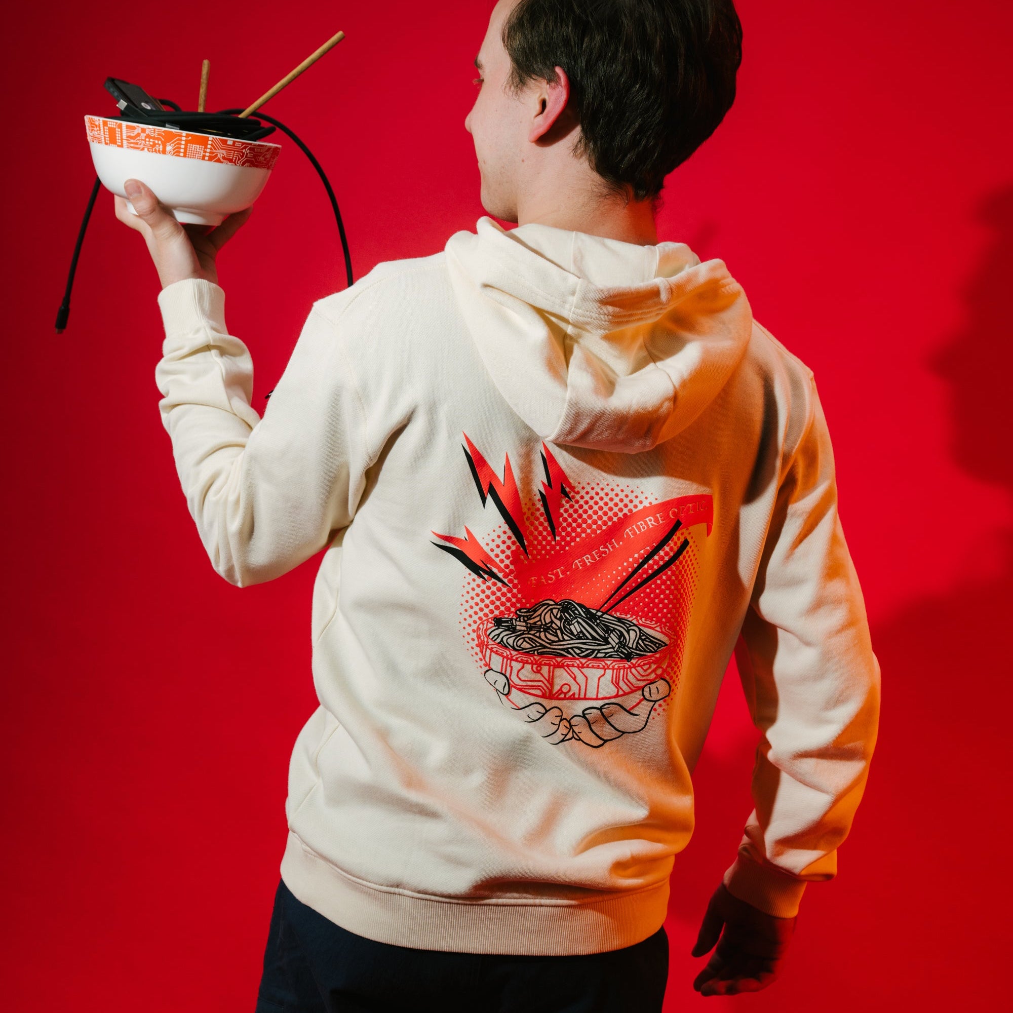 Model: Mitchell, Size: Medium, Height: 5’7”/170cm