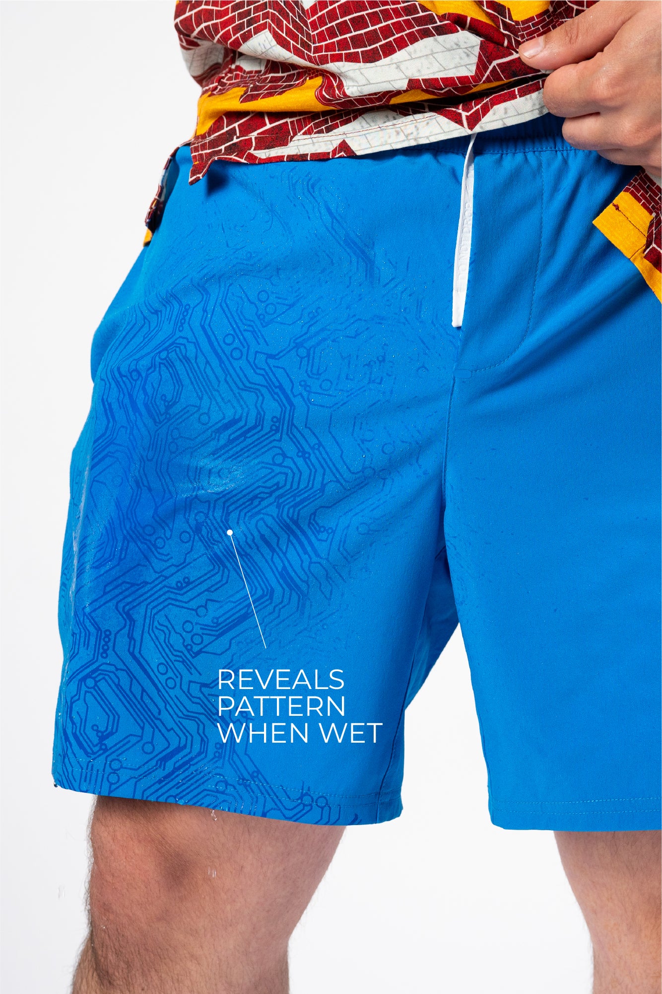 Model: Shahrad, Size: X-Large, Height: 5’11”/180cm