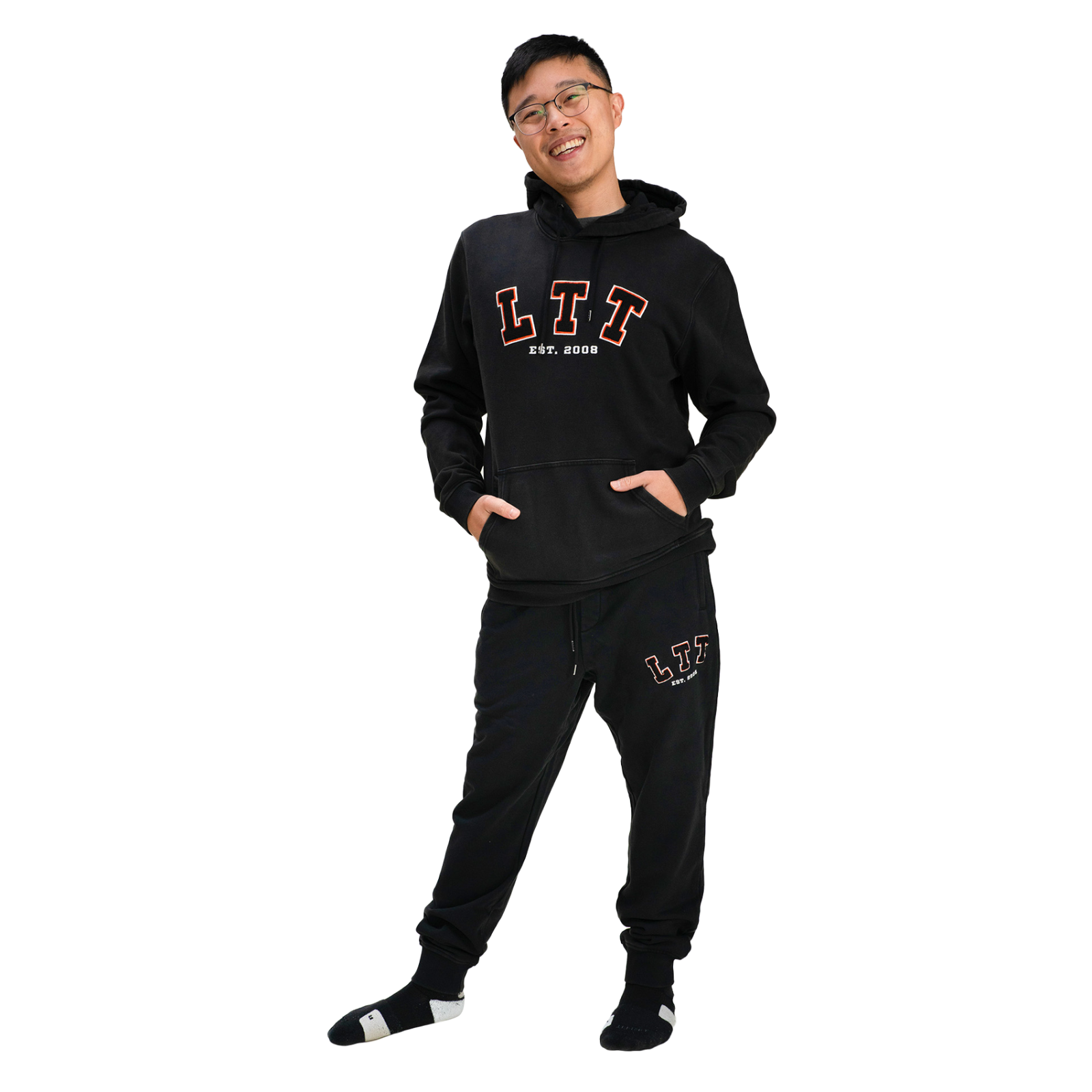 Model: Dennis, Size: Medium / Standard, Height: 5’7”/170cm